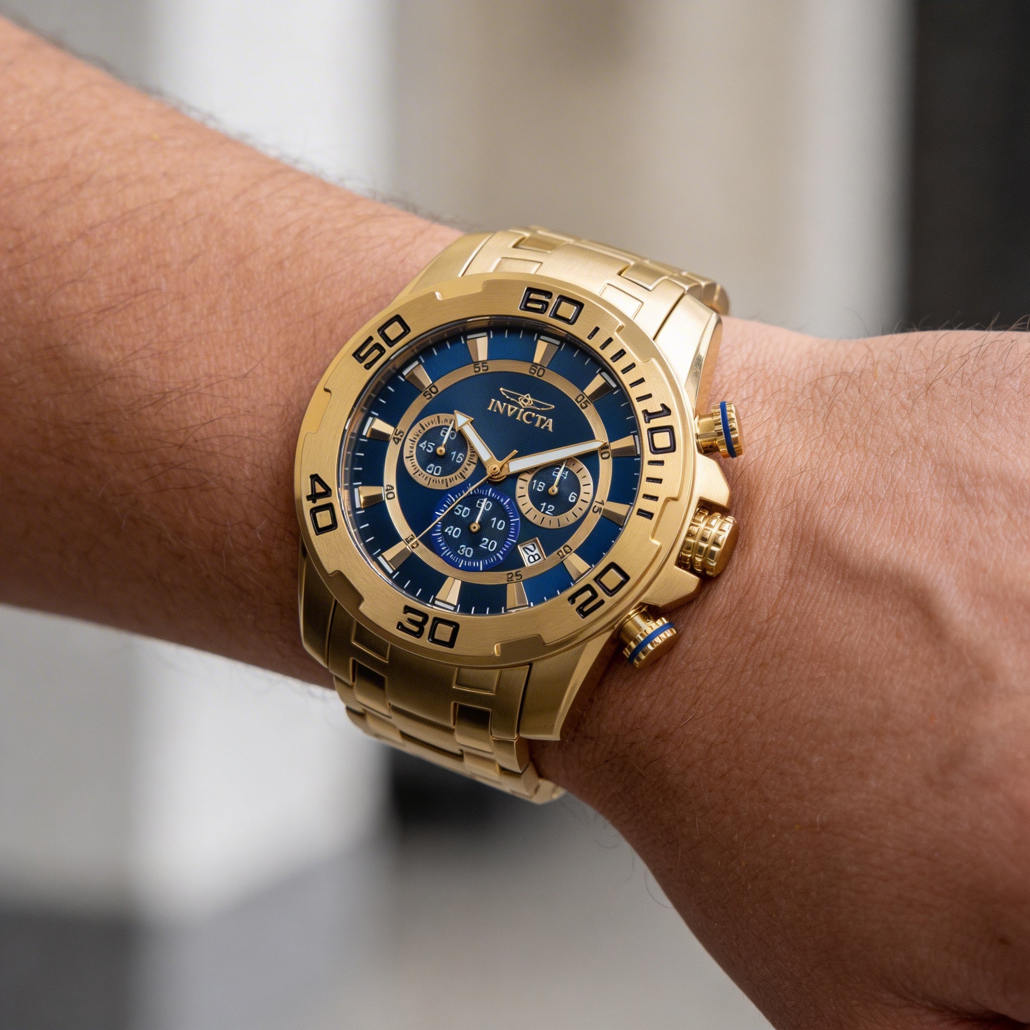 Invicta Men's Diver Chronograph Watch, Gold Tone Stainless Steel, Blue Dial, Date & GMT Function, 50mm, Photo 3
