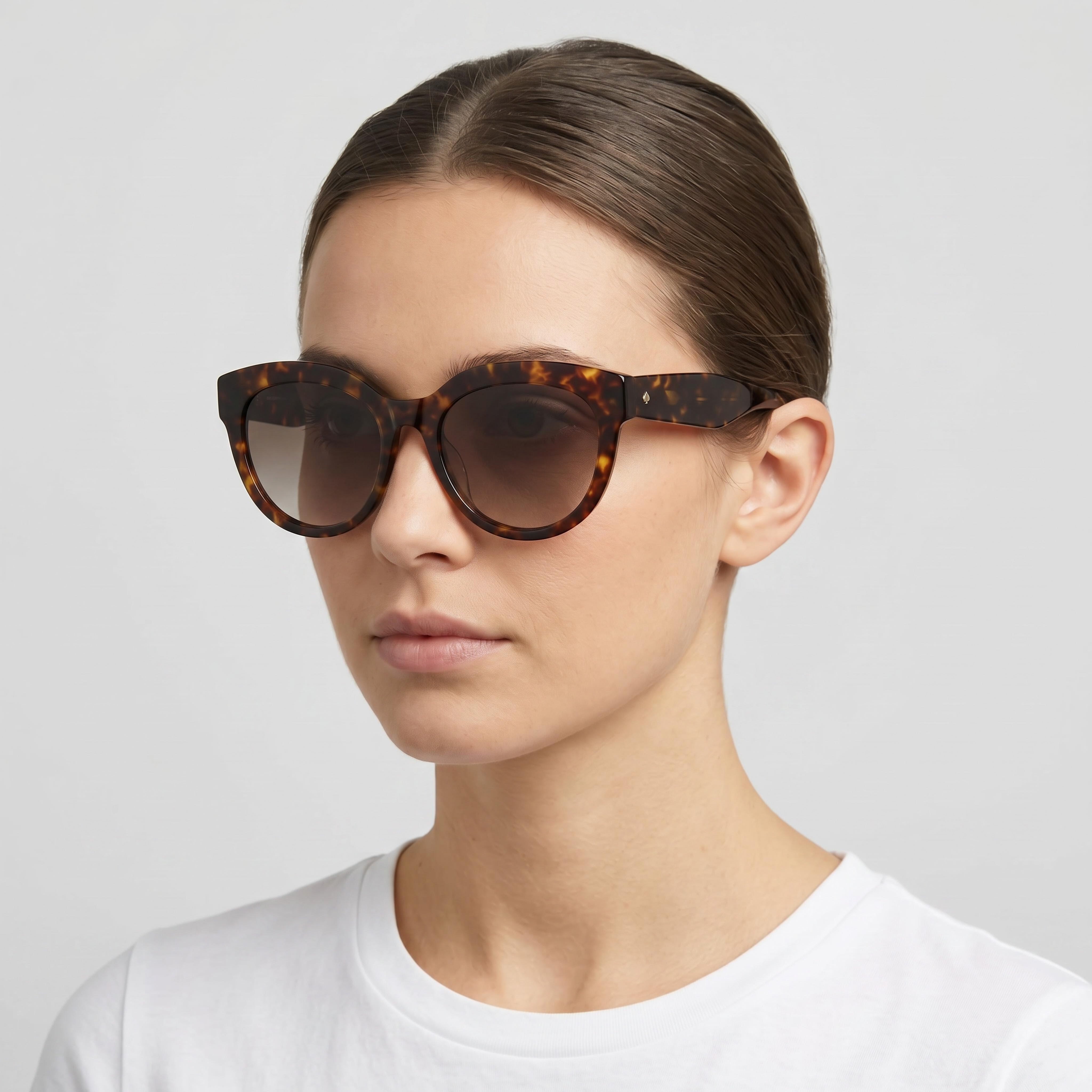 kate spade new york Gafas de sol de mujer de temporada Havana con montura de plástico, cristales marrones degradados sin polarizar y protección UV de 54 mm, Photo 5