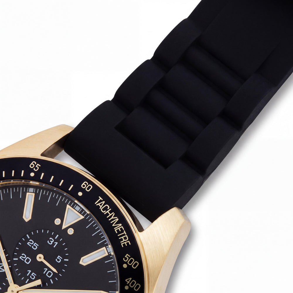 Invicta Aviator Reloj Unisex de Cuarzo, Correa de Silicona Negra, Detalles Dorados, Brilla en la Oscuridad, Sumergible 100m, 45mm