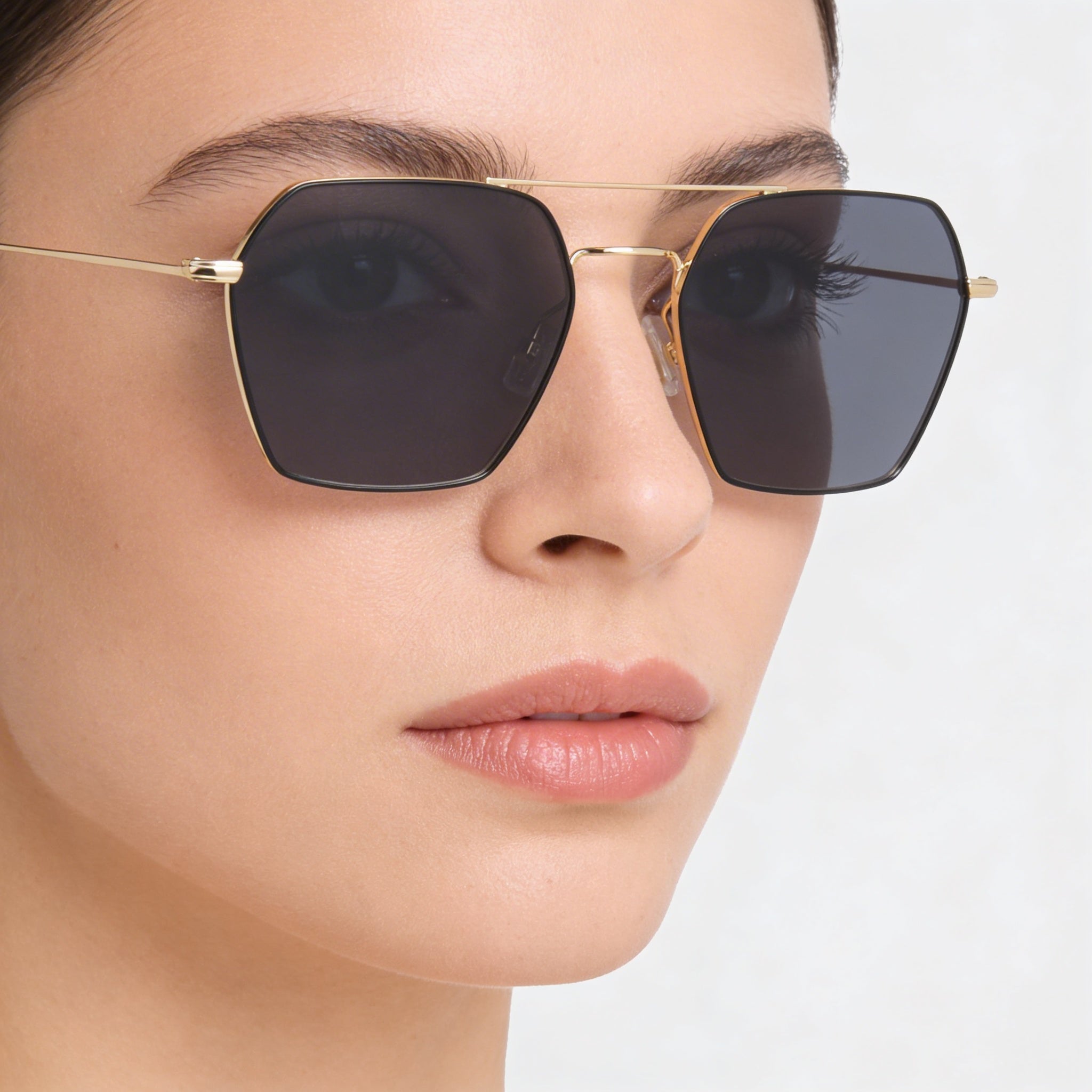 Hugo Boss Casual Women's Gold Black Stainless Steel Frame UV Protected Sunglasses with Stainless Steel Lenses 54mm, Photo 5