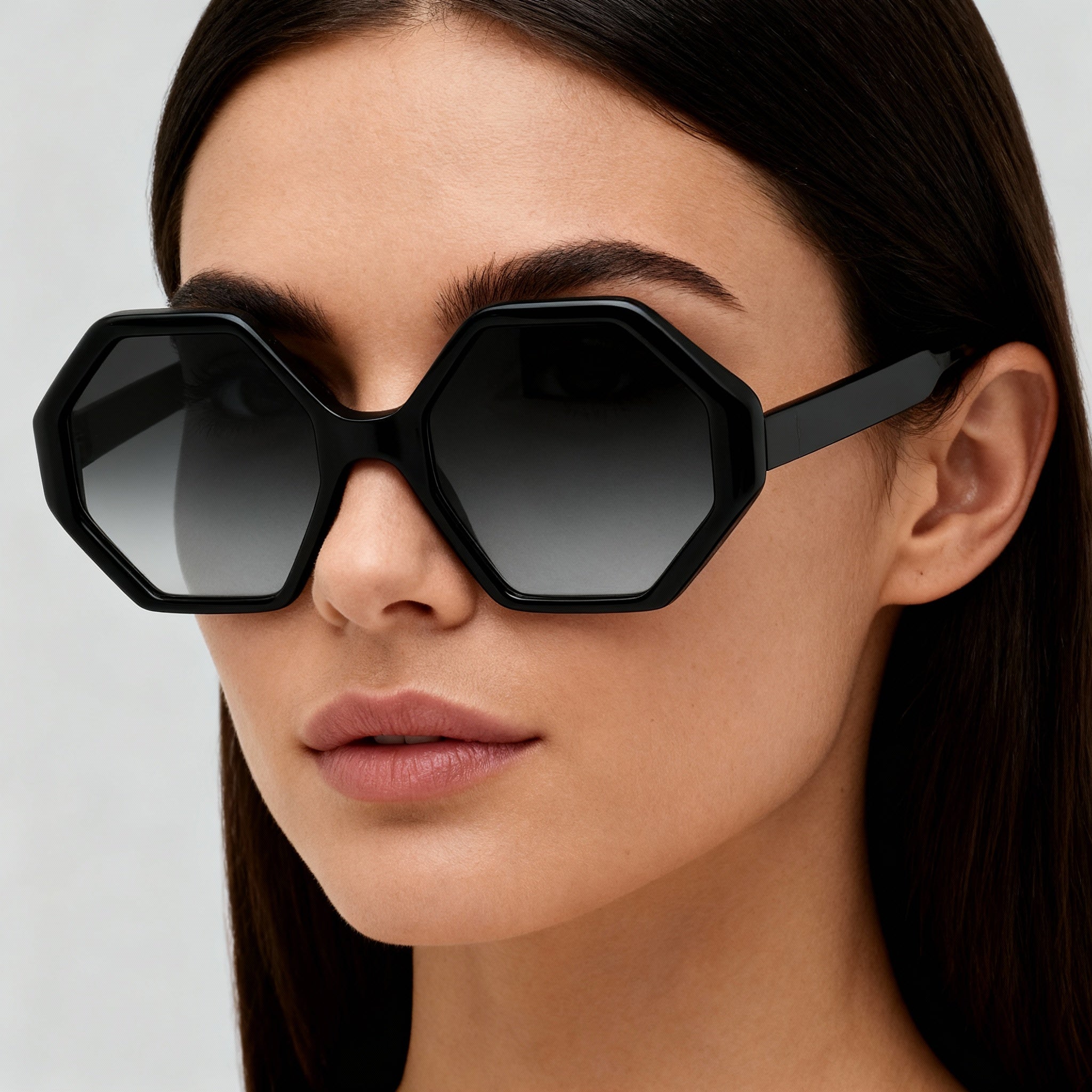 Salvatore Ferragamo Classic Women's Black Acetate Hexagonal Grey Gradient Non-Polarized Sunglasses 55-20-140mm, Photo 3