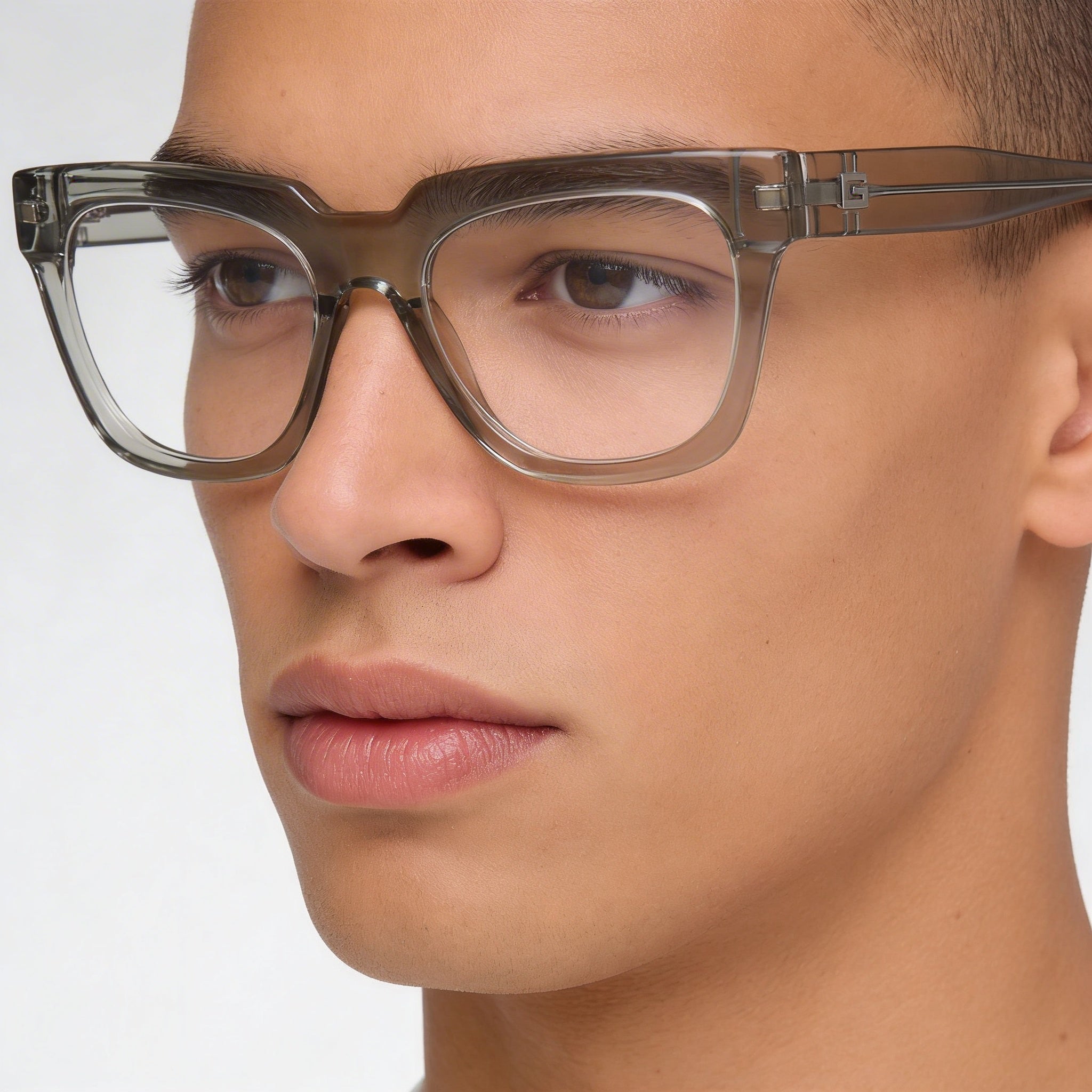 Gafas GUESS Gu50238 unisex con montura de plástico gris brillante y lentes de policarbonato transparente de 53 mm, Photo 4