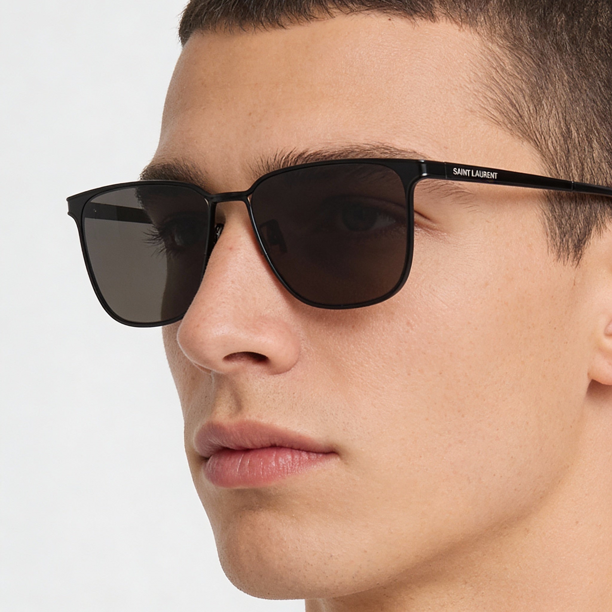 Gafas de sol cuadradas/rectangulares Yves Saint Laurent para hombre, montura de metal negro, lentes negras, protección UV, 56 mm, Photo 5