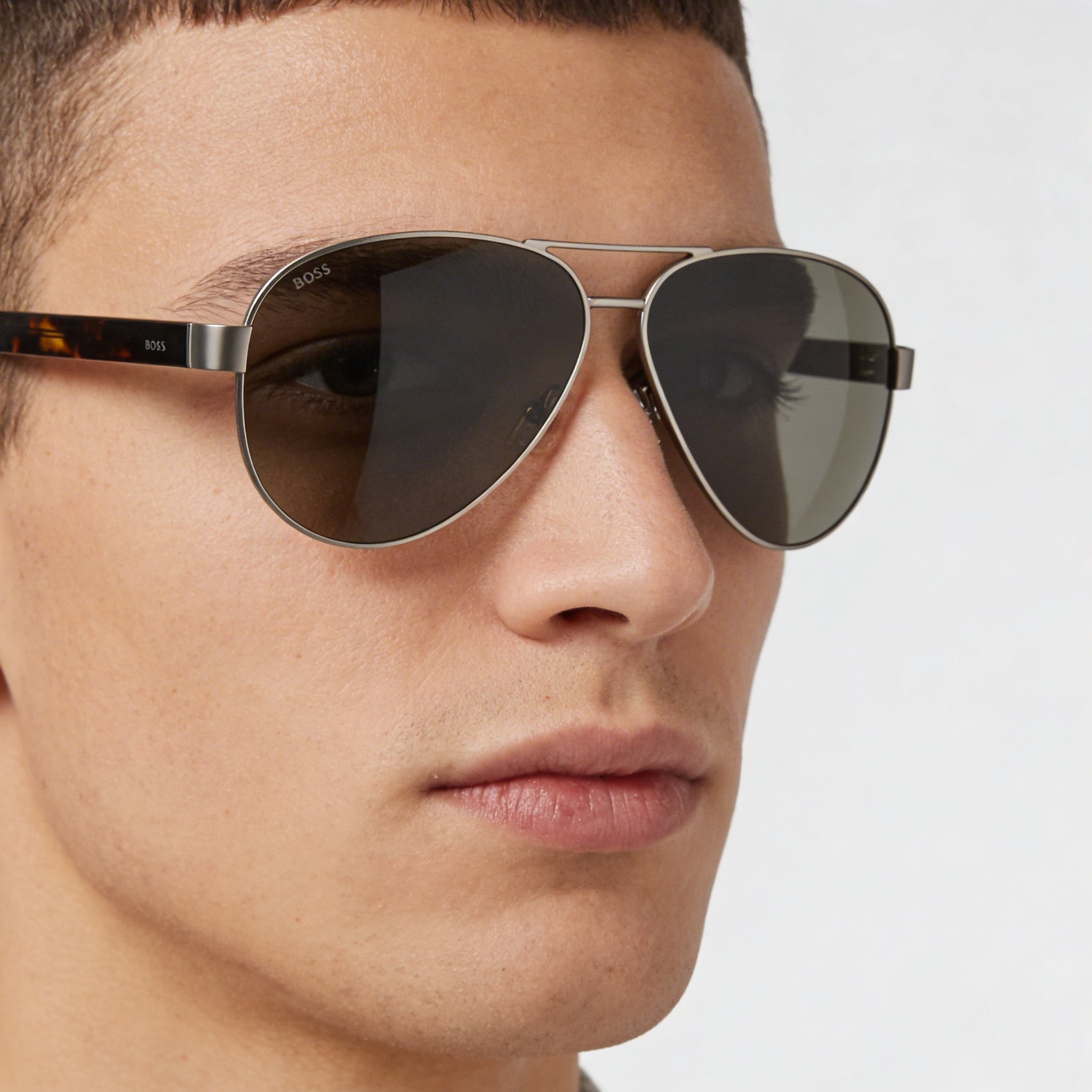 Hugo Boss Boss1560/O/S Men's Multicoloured Pilot Plastic Frame Sunglasses Gray-Brown Lenses 100% UV Protection 63mm, Photo 5