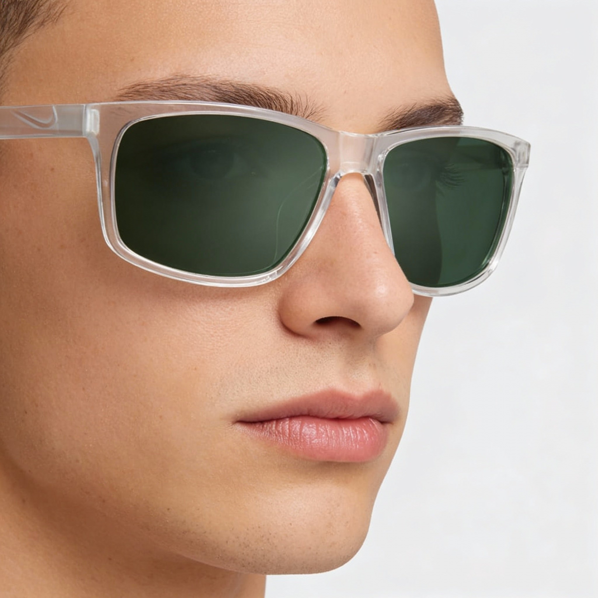 Nike Chaser Ascent DJ9918 - Gafas unisex con protección UV, adaptables a la luz, no polarizadas, bioinyectadas, verde transparente, 59 mm, Photo 3