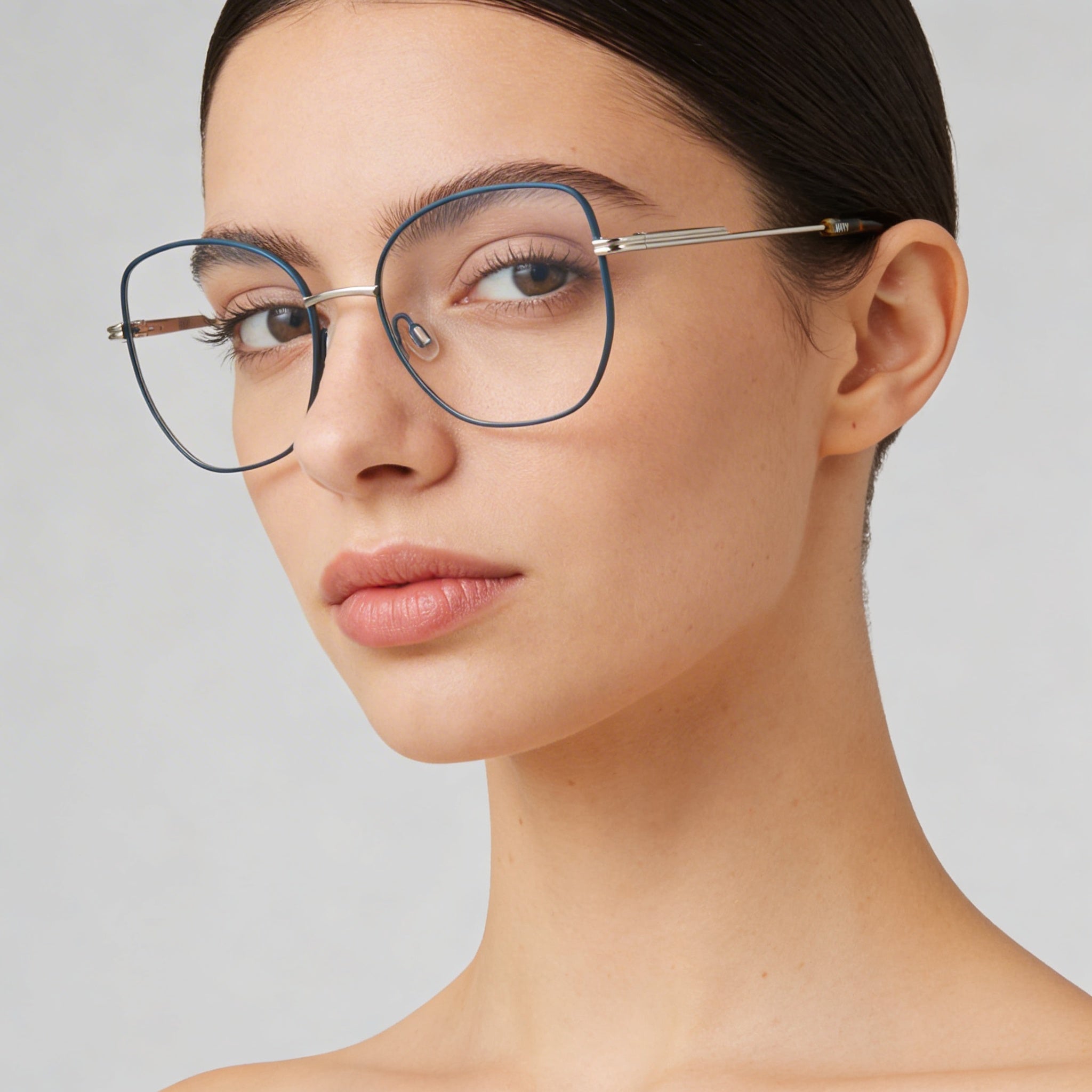 Gafas de sol DKNY DK1034 para mujer, estilo casual, con montura metálica y lentes de policarbonato no polarizadas, color verde azulado/plateado, 51 mm, Photo 5