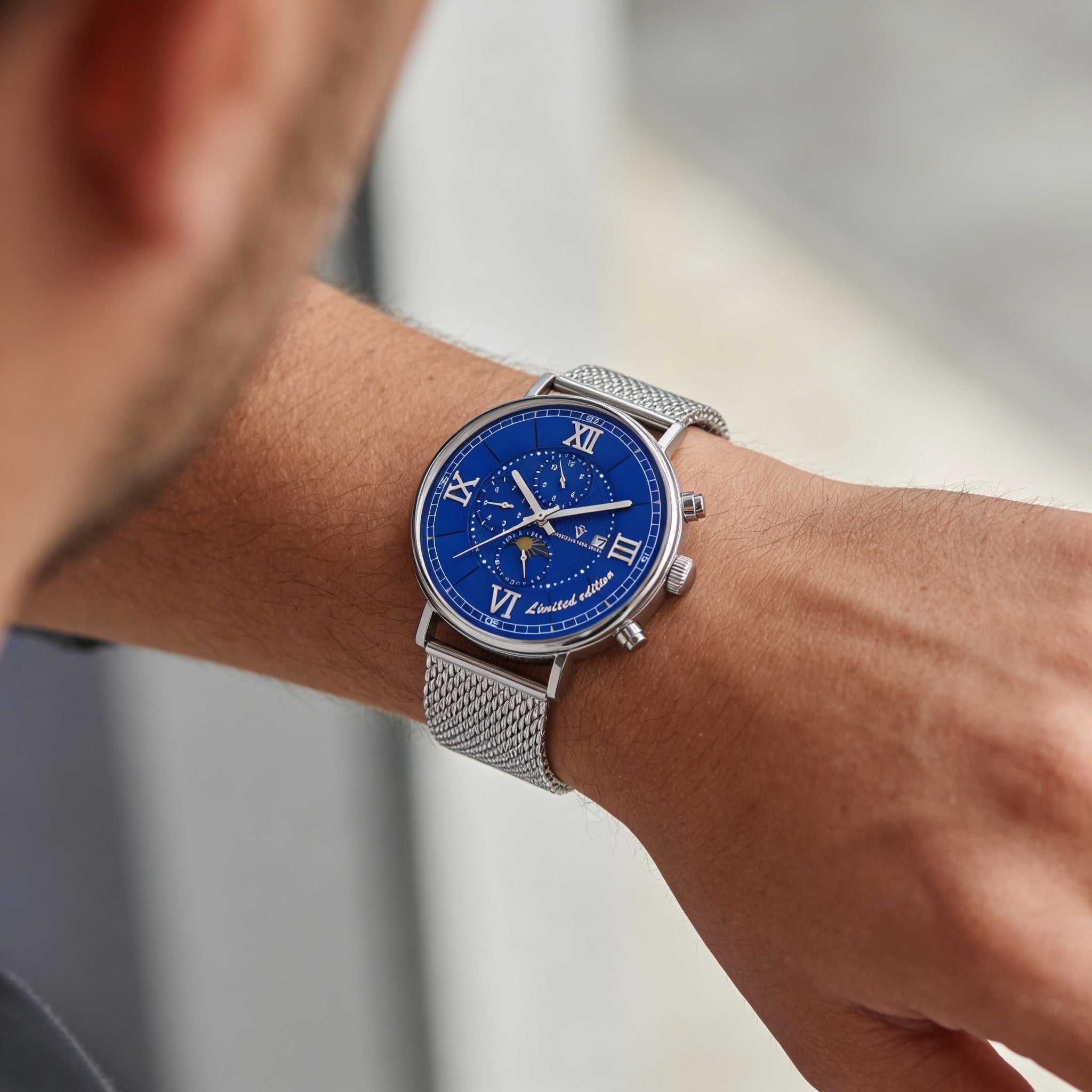 Christian Van Sant Men's Stainless Steel Automatic Blue Dial Mesh Bracelet Watch Water Resistant, Photo 2