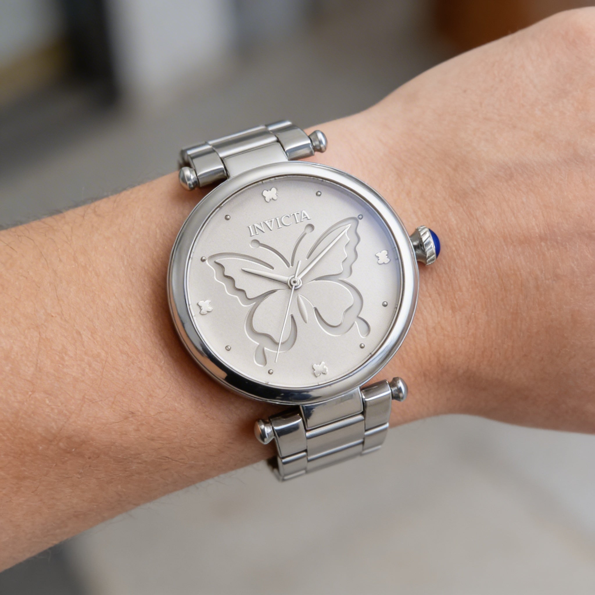 Reloj de cuarzo Invicta Wildflower 33232 para mujer con esfera plateada y pulsera de acero inoxidable, caja de 36 mm, Photo 3