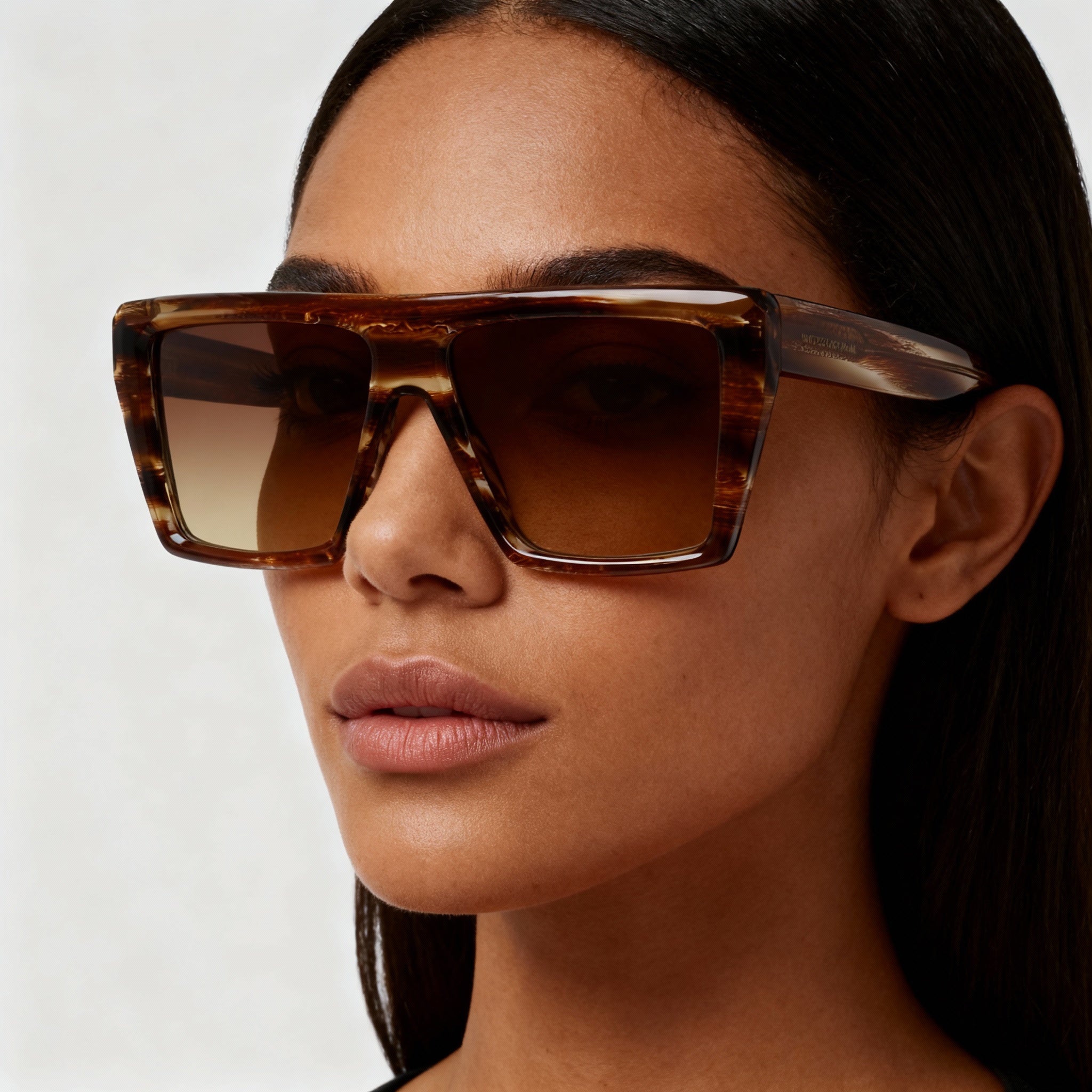 Victoria Beckham VB686S Women's Rectangular Sunglasses Light Brown Horn, Lens 56mm, Bridge 15mm, Temple 145mm, Photo 4