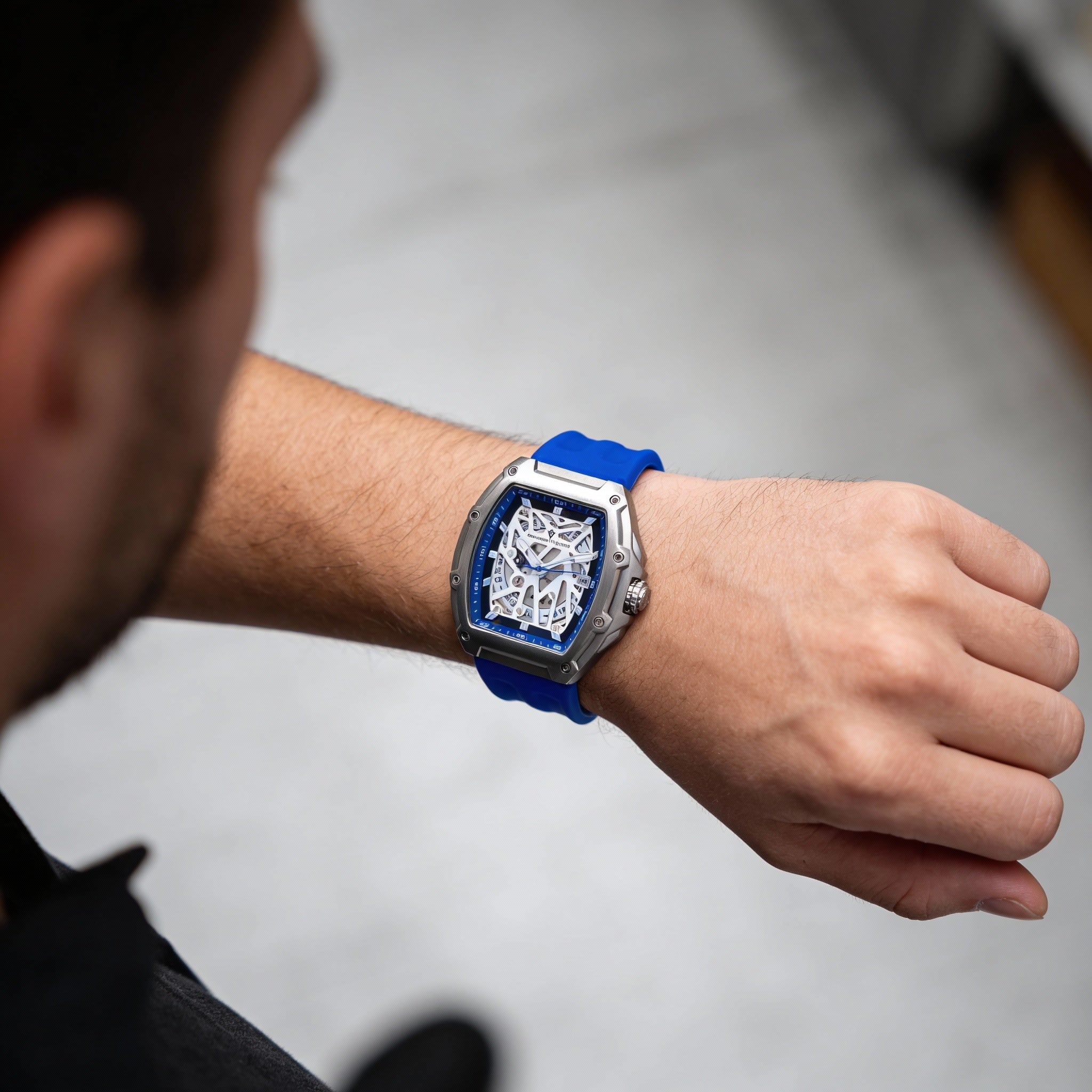 Reloj automático Christian Van Sant para hombre con caja de acero inoxidable, esfera blanca, correa de caucho, resistente al agua., Photo 3