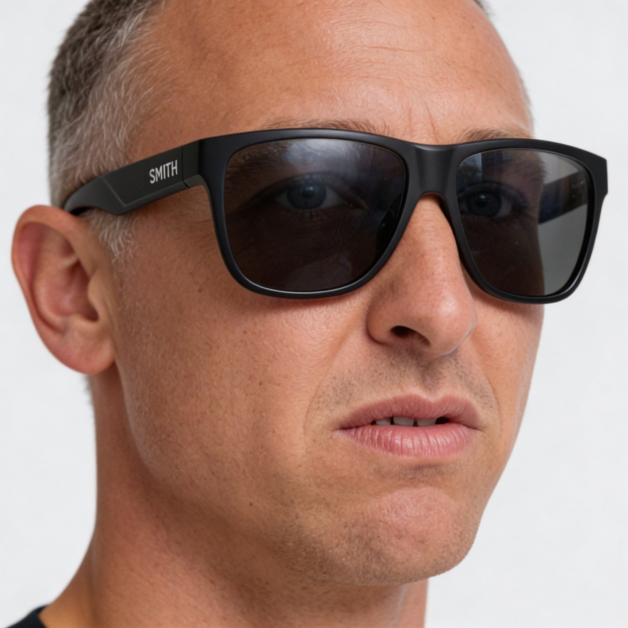 SMITH Lowdown 2 Unisex Matte Black Thermoplastic Polyester Elastomer Non-Polarized ChromaPop Photochromic Brown 59mm Sunglasses, Photo 3