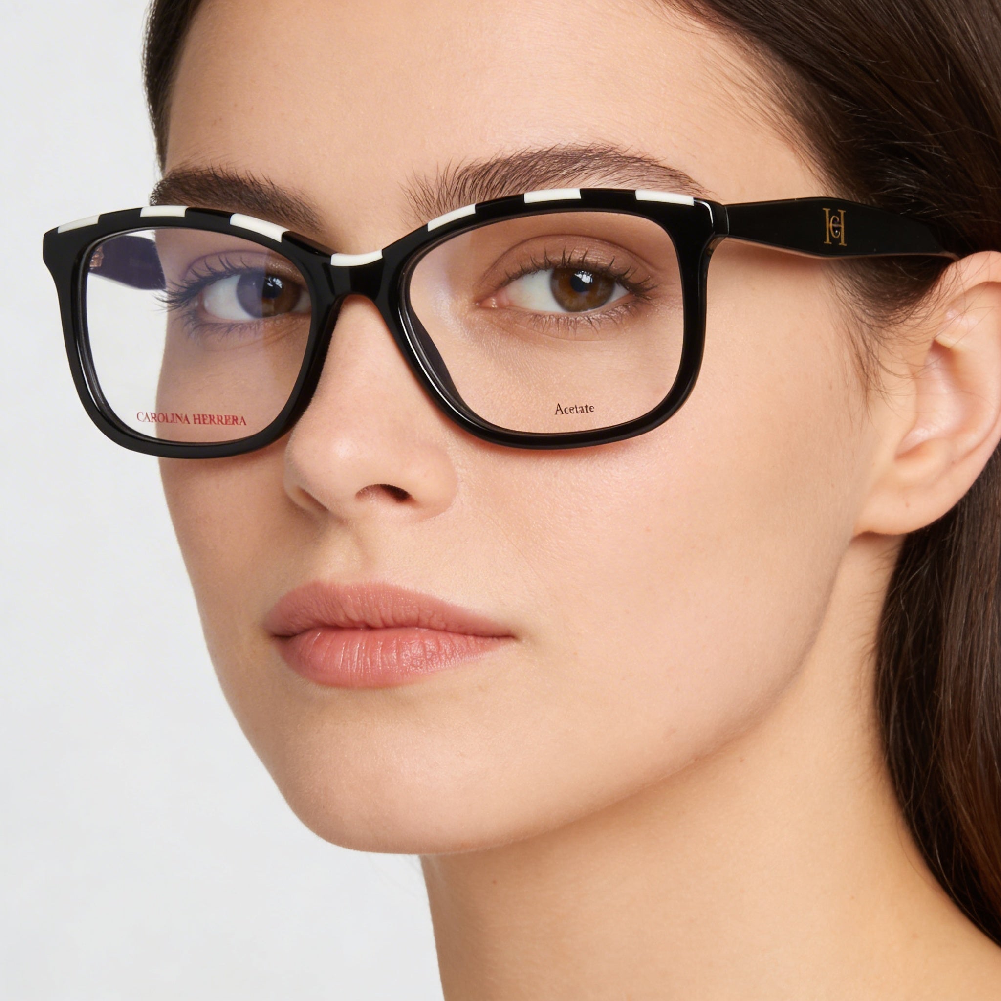 Carolina Herrera Her 0147 Gafas de Acetato Estilo Moderno para Mujer en Blanco Negro, Ancho de Lente 54mm, Photo 3
