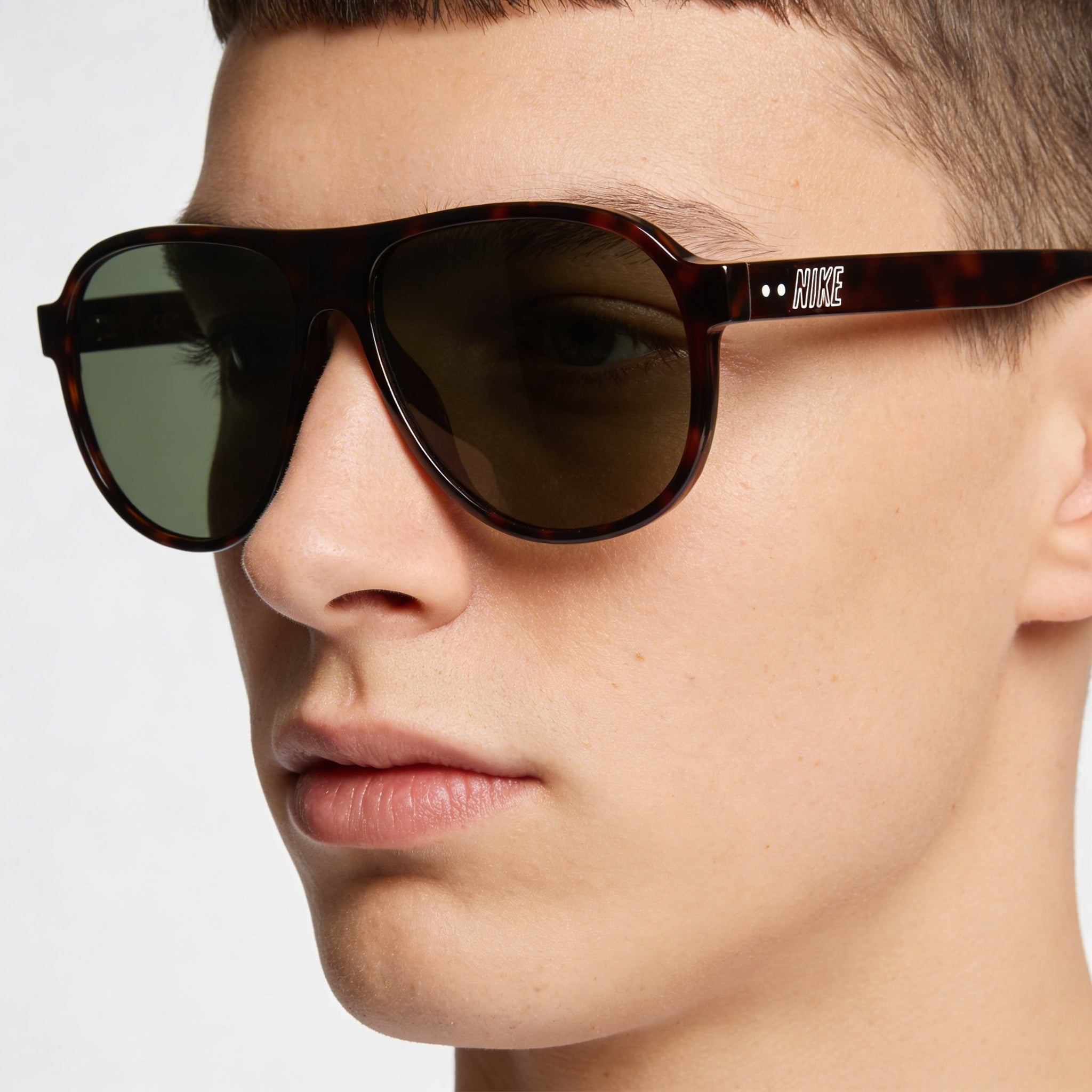 Nike Vintage Icon Unisex Sunglasses Tortoise Green Plastic Frame G15 Lenses 100% UVA/UVB Protection 59mm, Photo 5