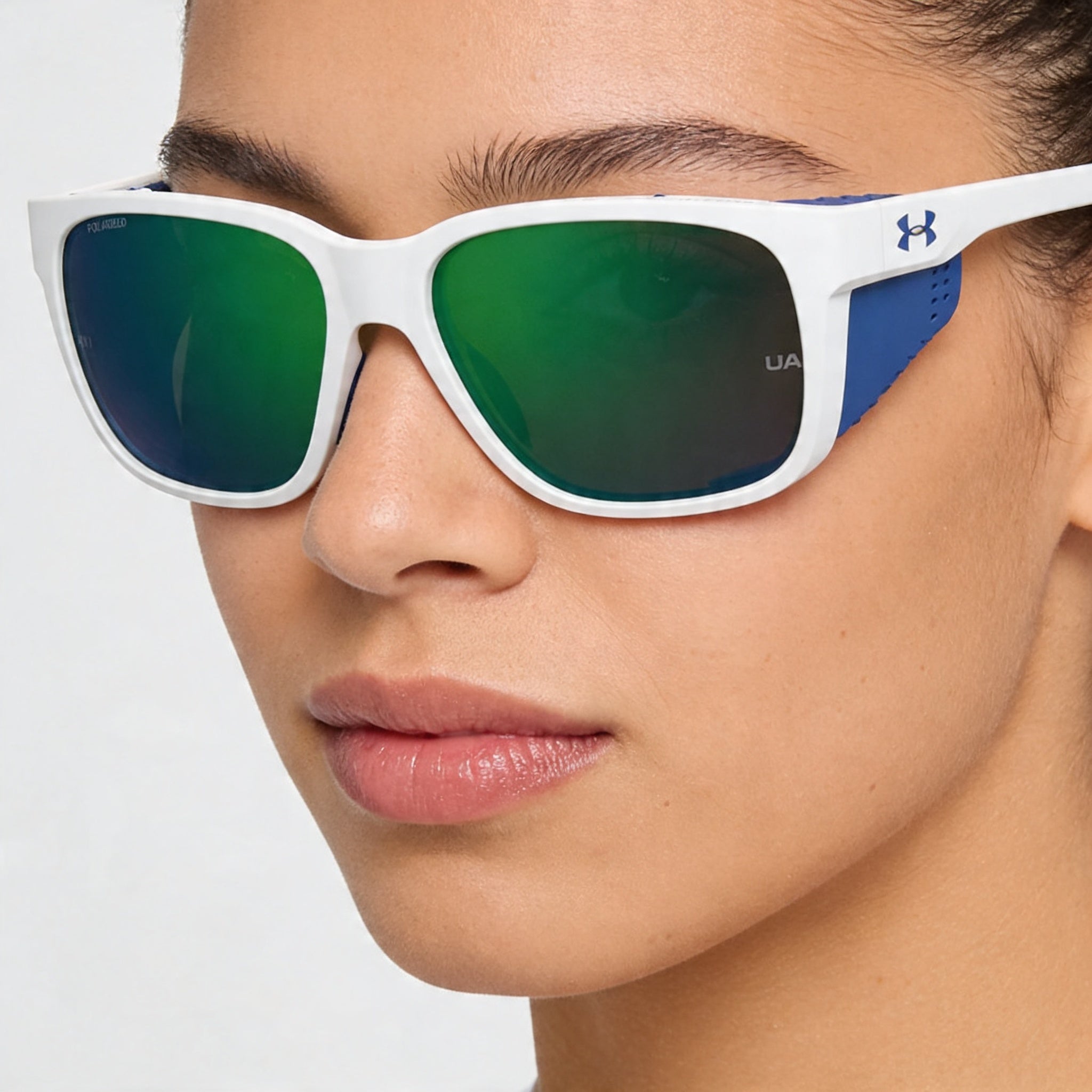 Gafas de sol Under Armour para exteriores para mujer con montura de poliamida, polarizadas, con protección UV, color blanco, azul y verde, 58 mm, Photo 4