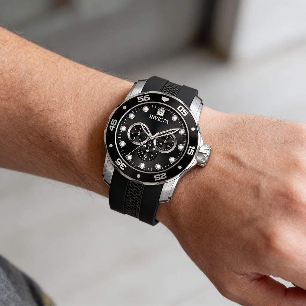 Reloj cronógrafo Invicta Pro Diver Style para hombre, modelo IN-45721-AMZUK, con caja negra.