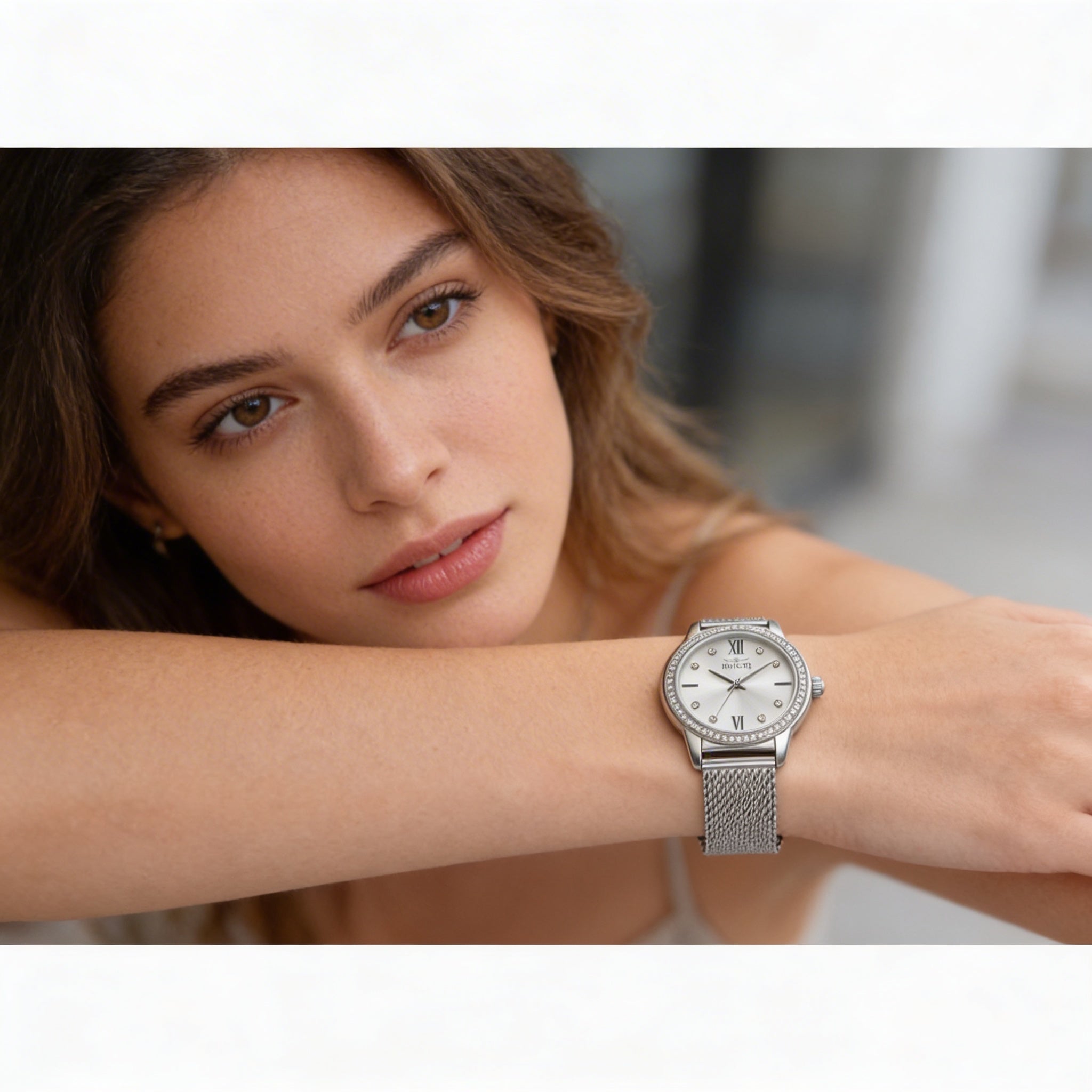 Reloj Invicta Classic para mujer, caja de acero inoxidable de 30 mm y esfera de oro rosa., Photo 3