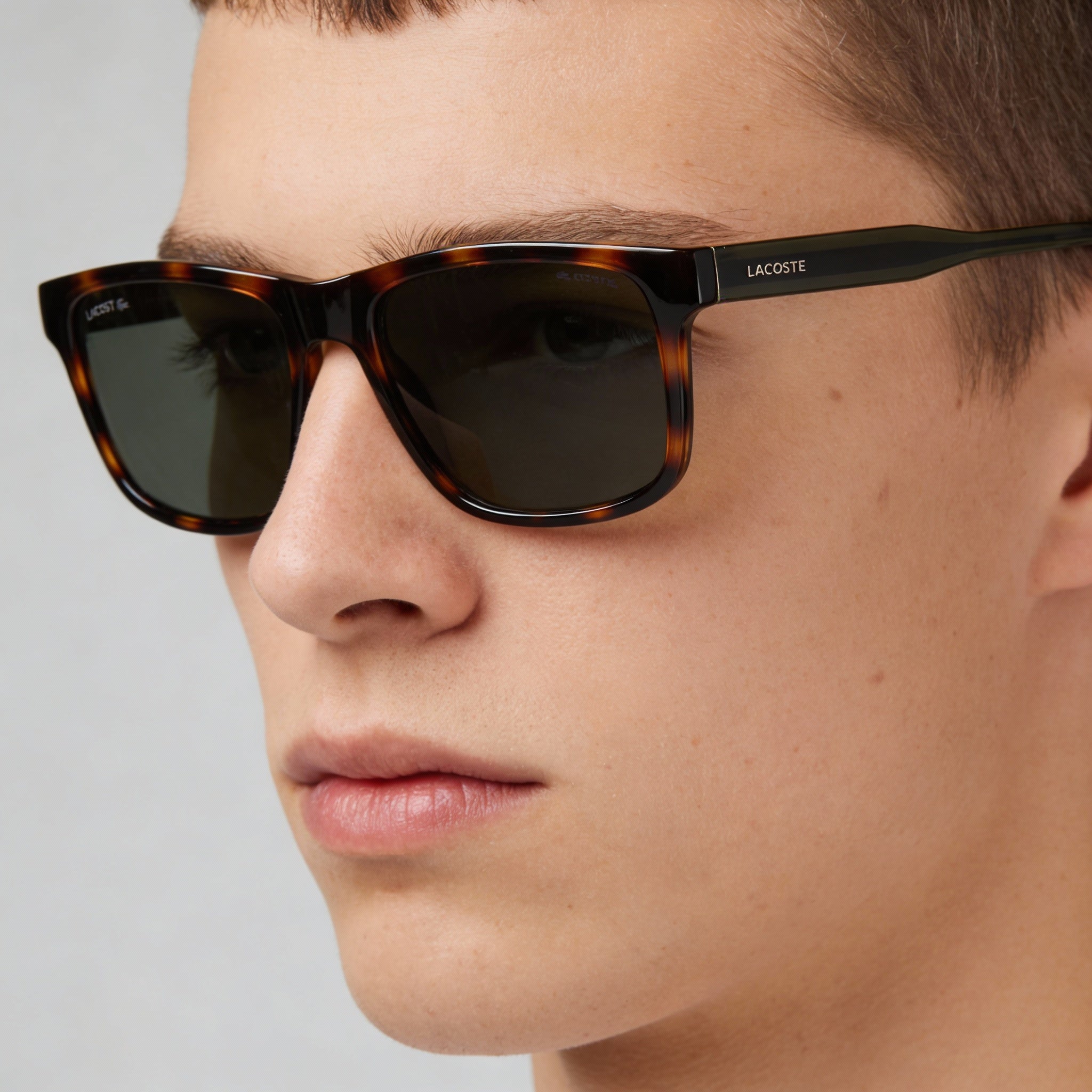 Gafas de sol Lacoste L6025s unisex con montura Havana inyectada y lentes verdes UV 400 de 56 mm, Photo 4