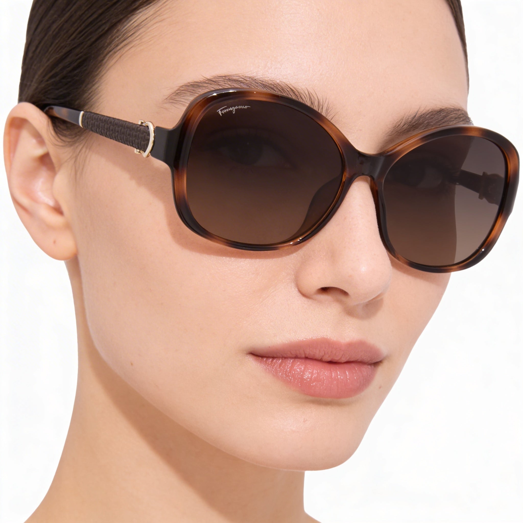 Salvatore Ferragamo Contemporary Women's Tortoise Plastic Oversized Sunglasses Brown Gradient Lenses 59mm UV Protected, Photo 4