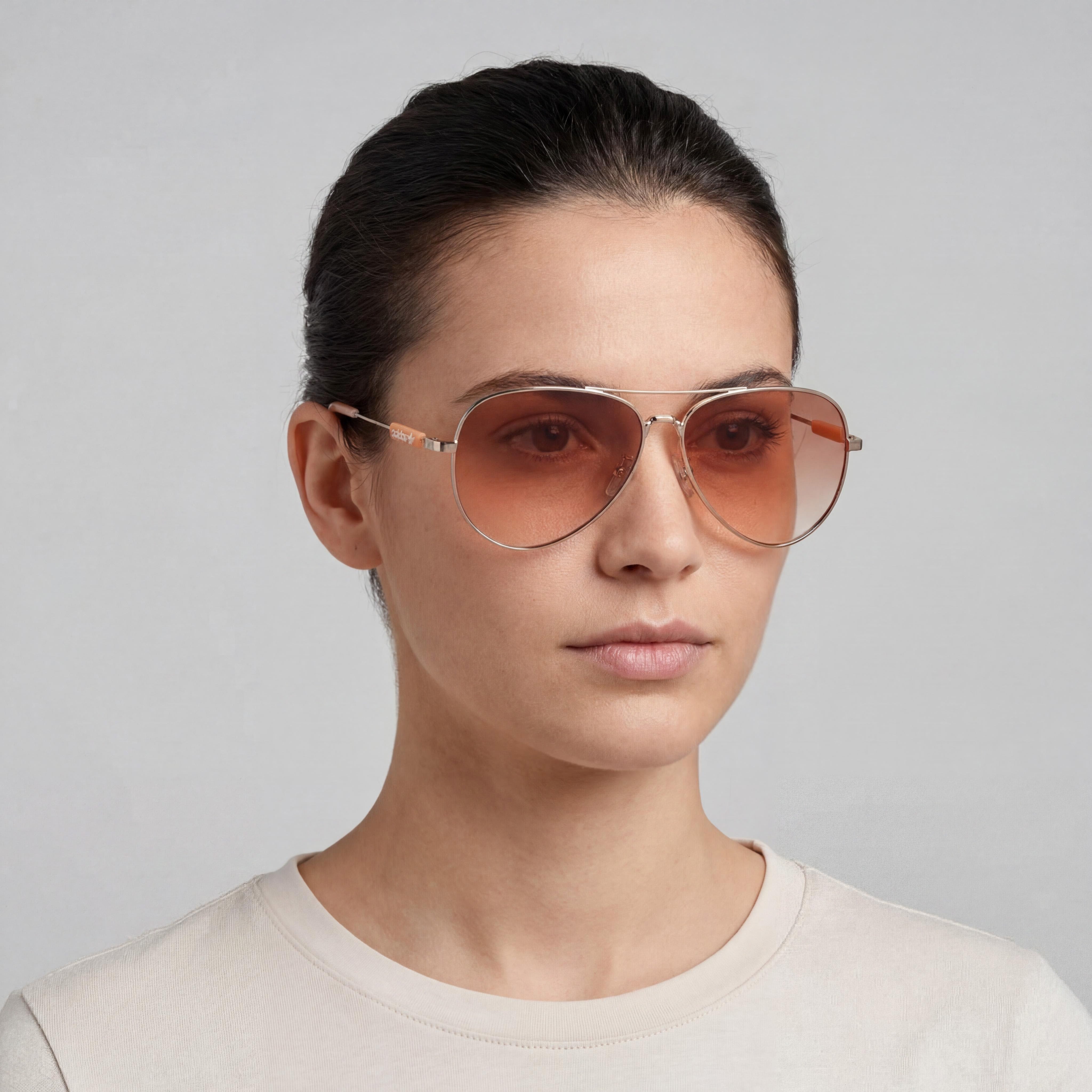 Gafas de sol unisex adidas OR0085 de estilo casual con montura de plástico dorado y lentes de espejo Roviex de 59 mm, Photo 5