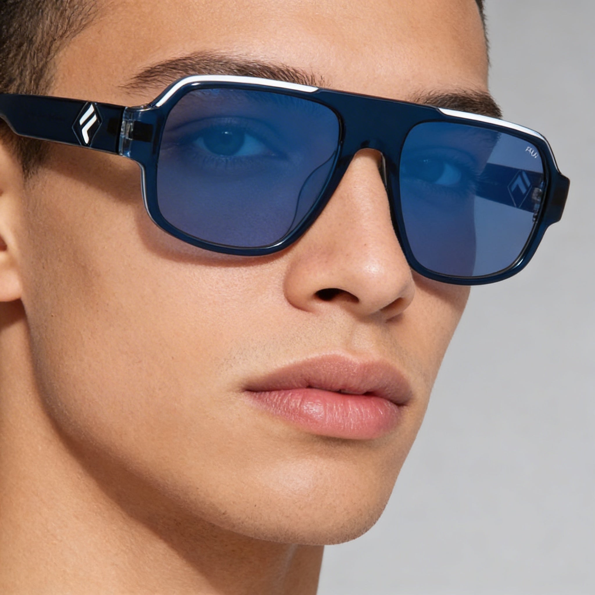 Gafas de sol unisex Fila Casual Navigator con montura de acetato transparente azul, lentes de POLIÉSTER CR39, 54mm, Photo 4