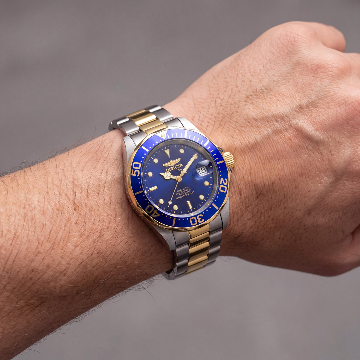 Invicta Men's 8928 Pro Diver Collection Automatic Two-Tone Stainless Steel Blue Date 200M Water Resistant Watch, Photo 3