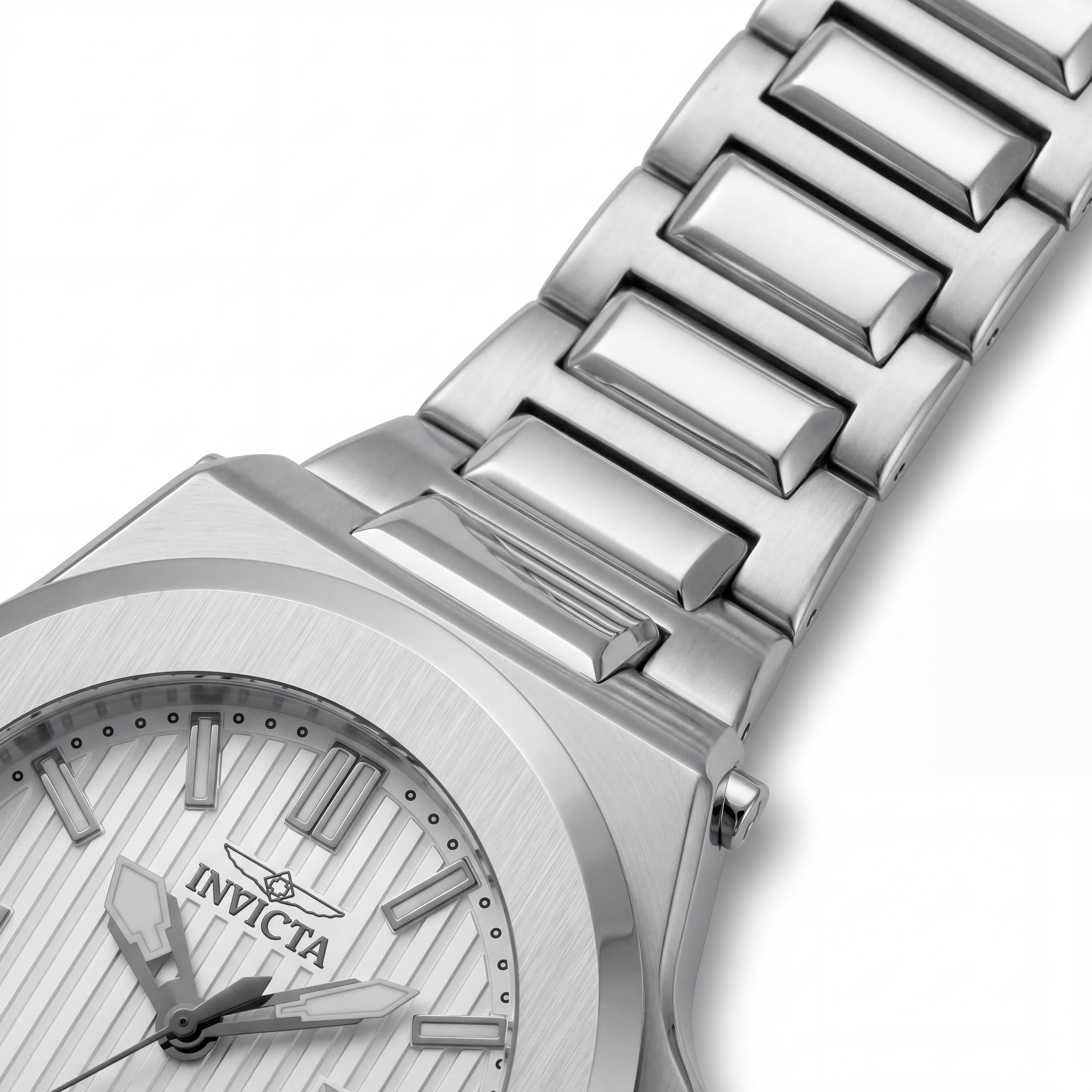 Invicta Akula 34729 Reloj de cuarzo para hombre de acero inoxidable plateado de 58 mm, 20 ATM, brilla en la oscuridad, Photo 3