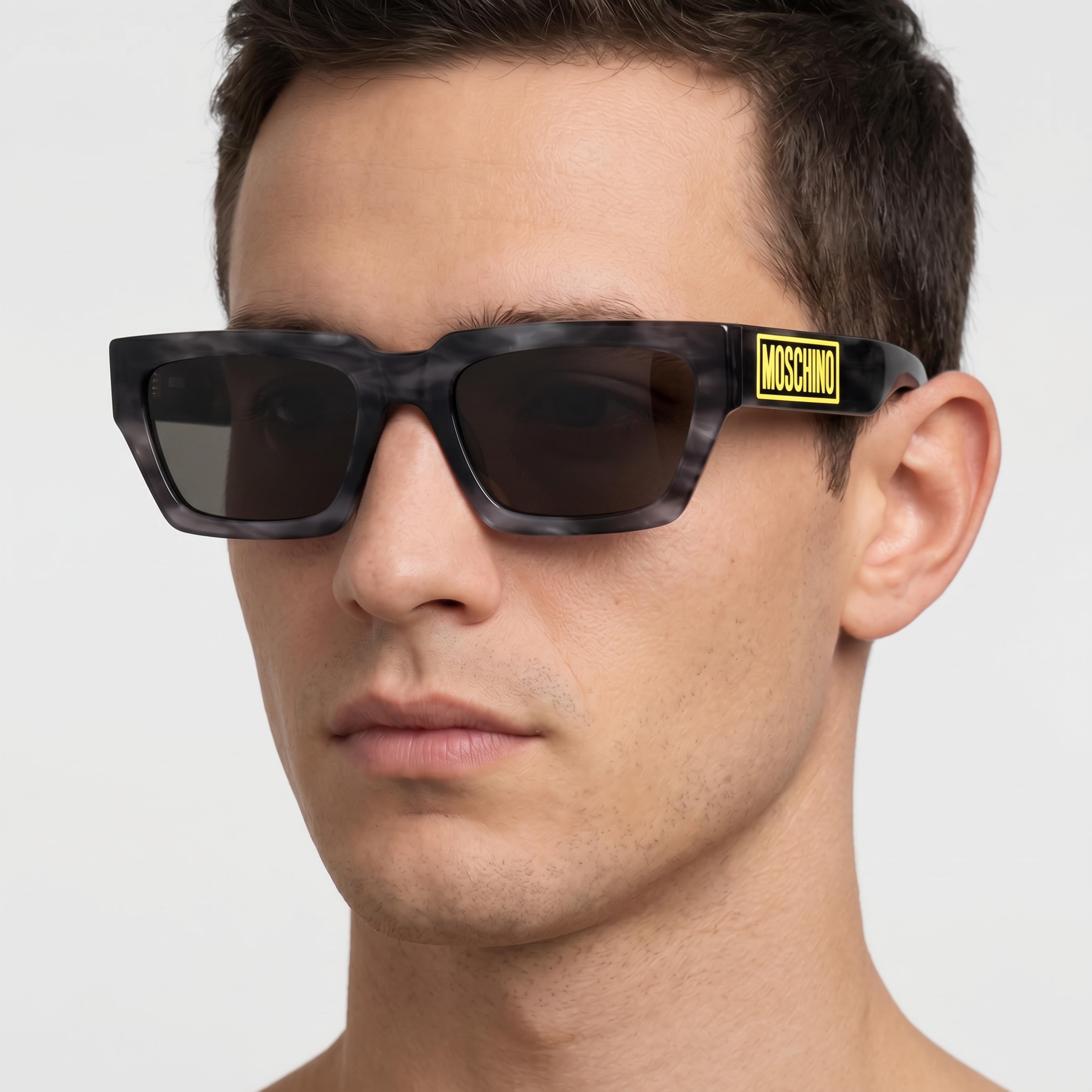 Moschino Casual Sunglasses for Men, Grey Horn Acetate Frame with UV Protection, Size 55-20-145mm, Photo 4
