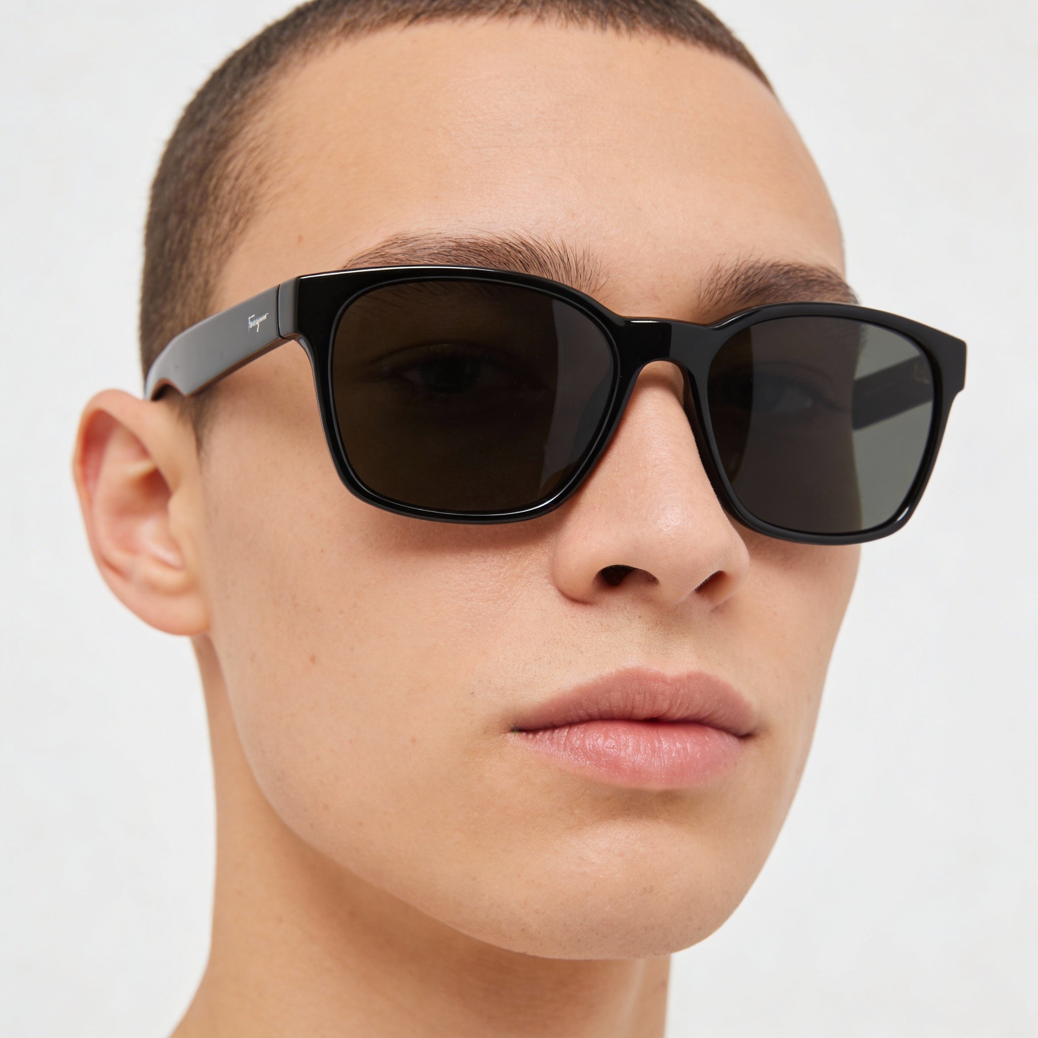 Salvatore Ferragamo SF959S Unisex Square Plastic Black Silver Frame Green Non-Polarized 100% UV Lenses 55mm, Photo 4