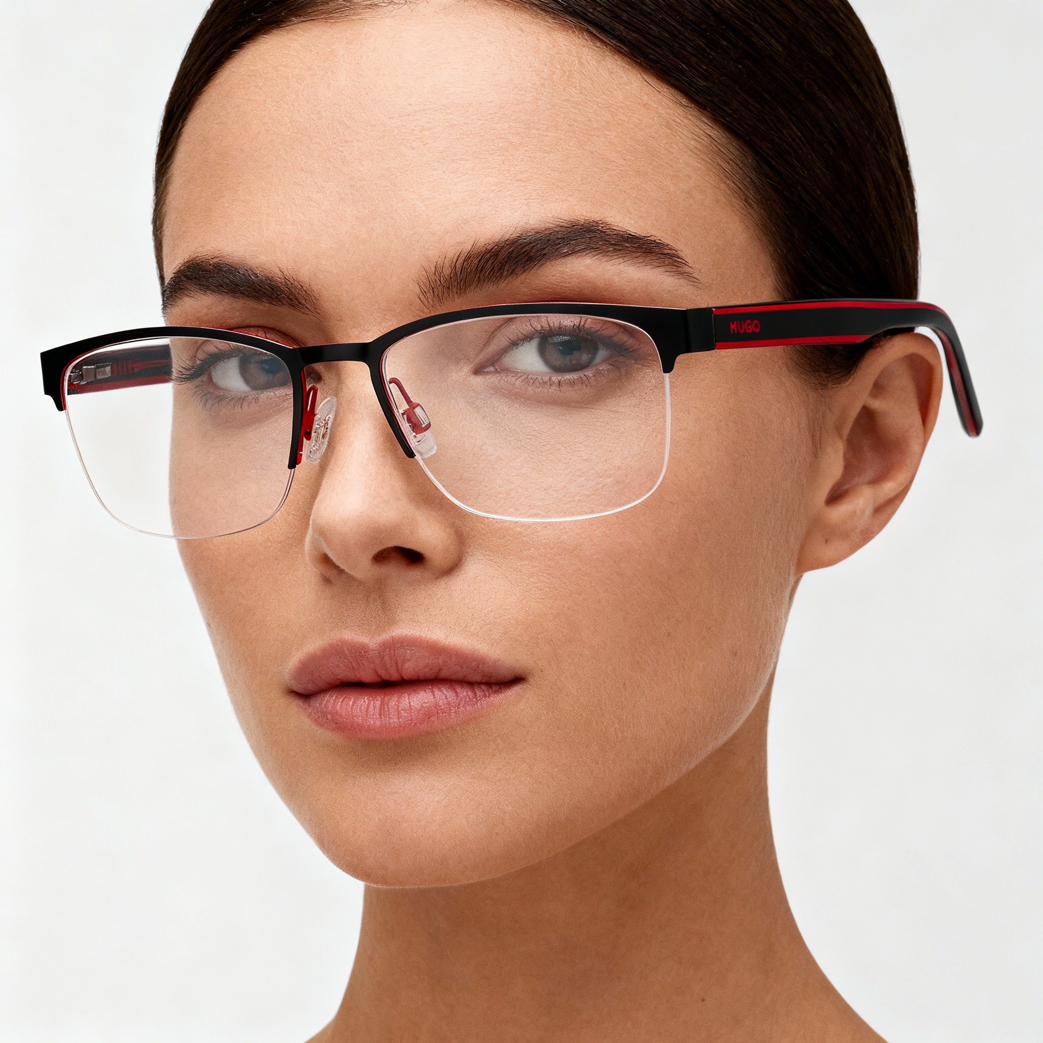 Gafas de sol modernas HUGO para mujer con montura de acero de aleación en negro y rojo y lentes de 53 mm de ancho., Photo 4