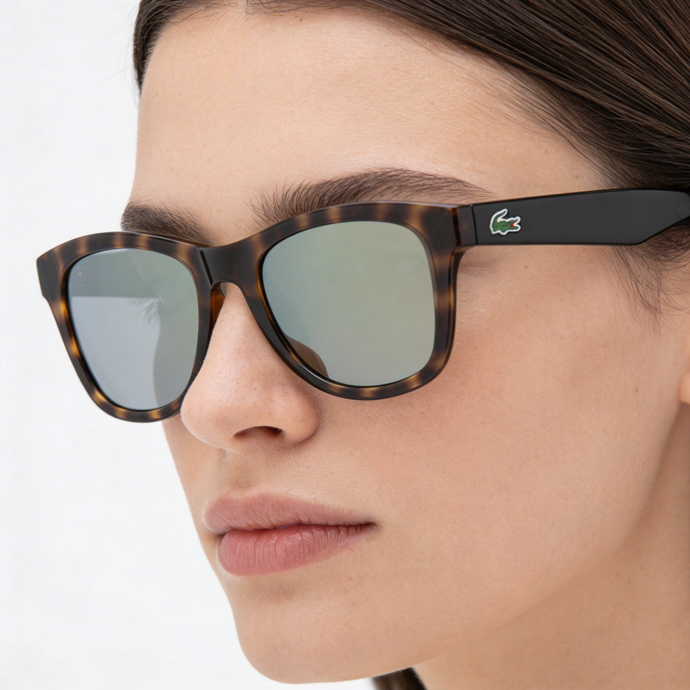Montura rectangular de plástico Lacoste para mujer en color verde Habana con lentes antirreflejos azul mate no polarizadas con protección UV, talla 51-20