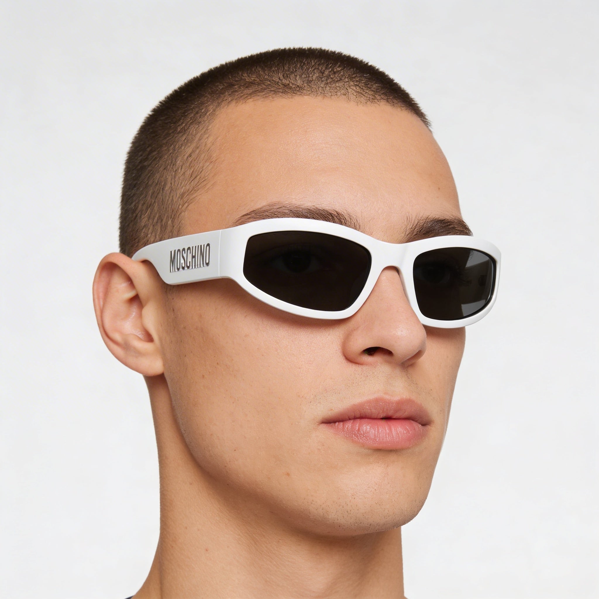 Moschino Casual Men's Matte White POLYAMIDE INJ-GRIL. Frame Sunglasses with Grey Lenses 60mm, Photo 4
