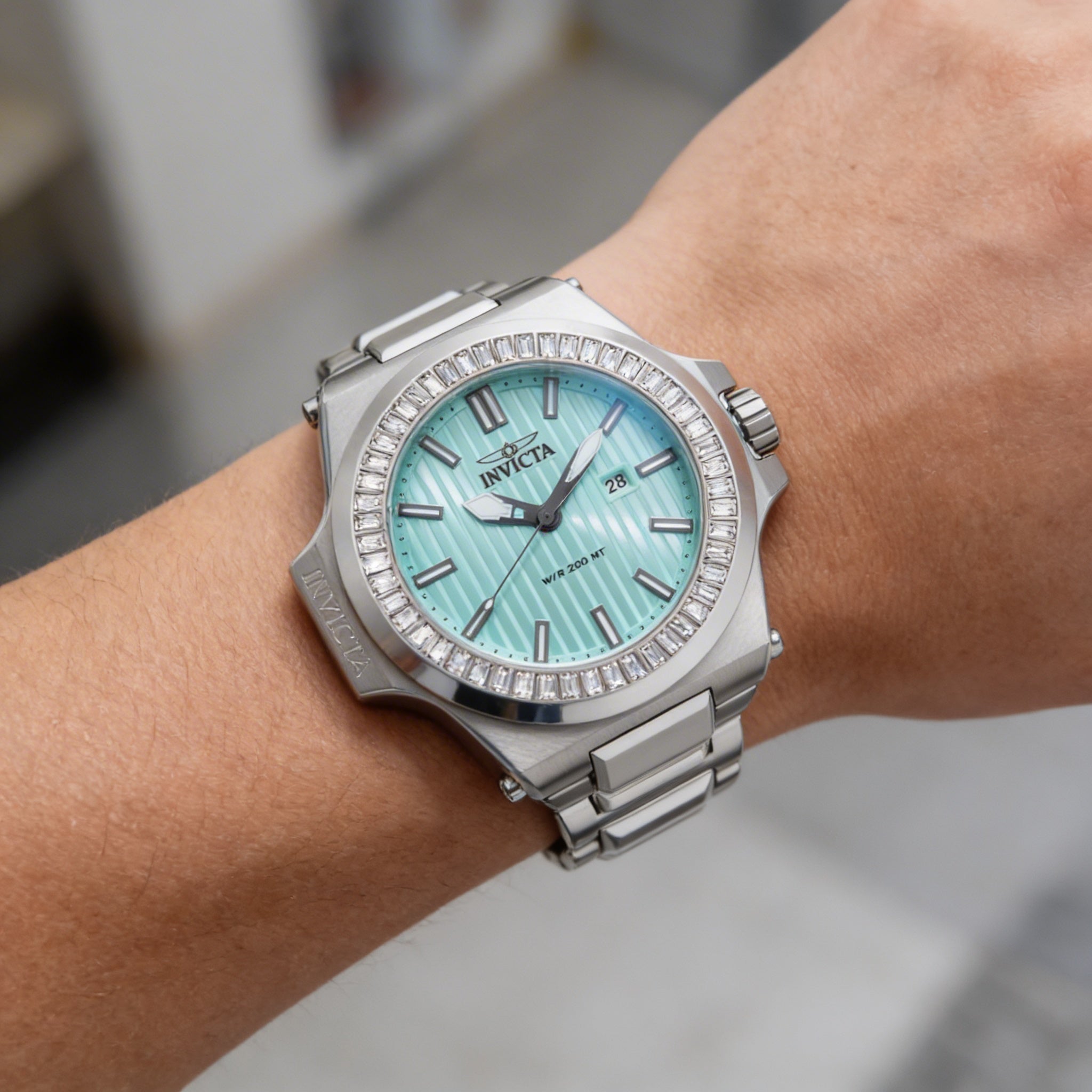 Reloj Invicta Akula 49133 para hombre, con pulsera de acero inoxidable, esfera azul, cuarzo, caja de 58 mm, resistente al agua hasta 20 ATM., Photo 3
