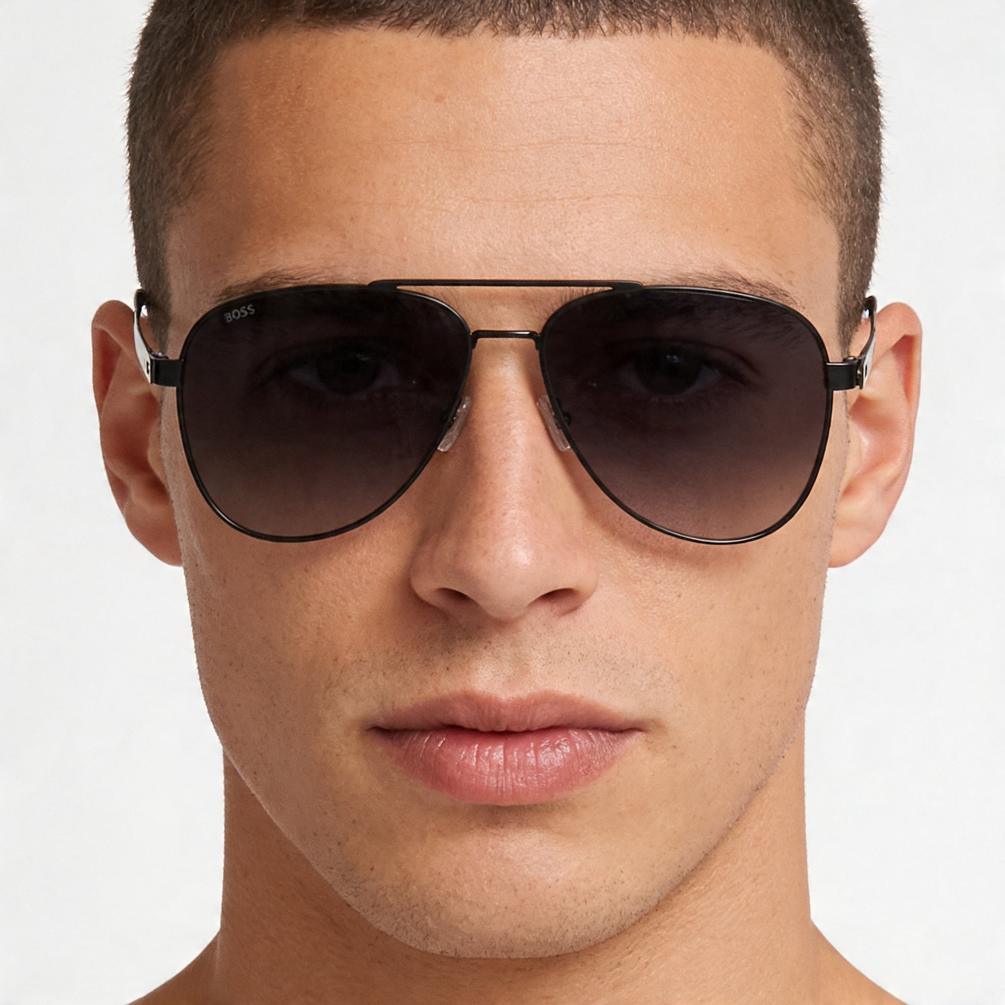 HUGO BOSS Gafas de sol modernas para hombre, con montura de acero inoxidable, protección UV, rutenio oscuro mate, 60 mm, Photo 4