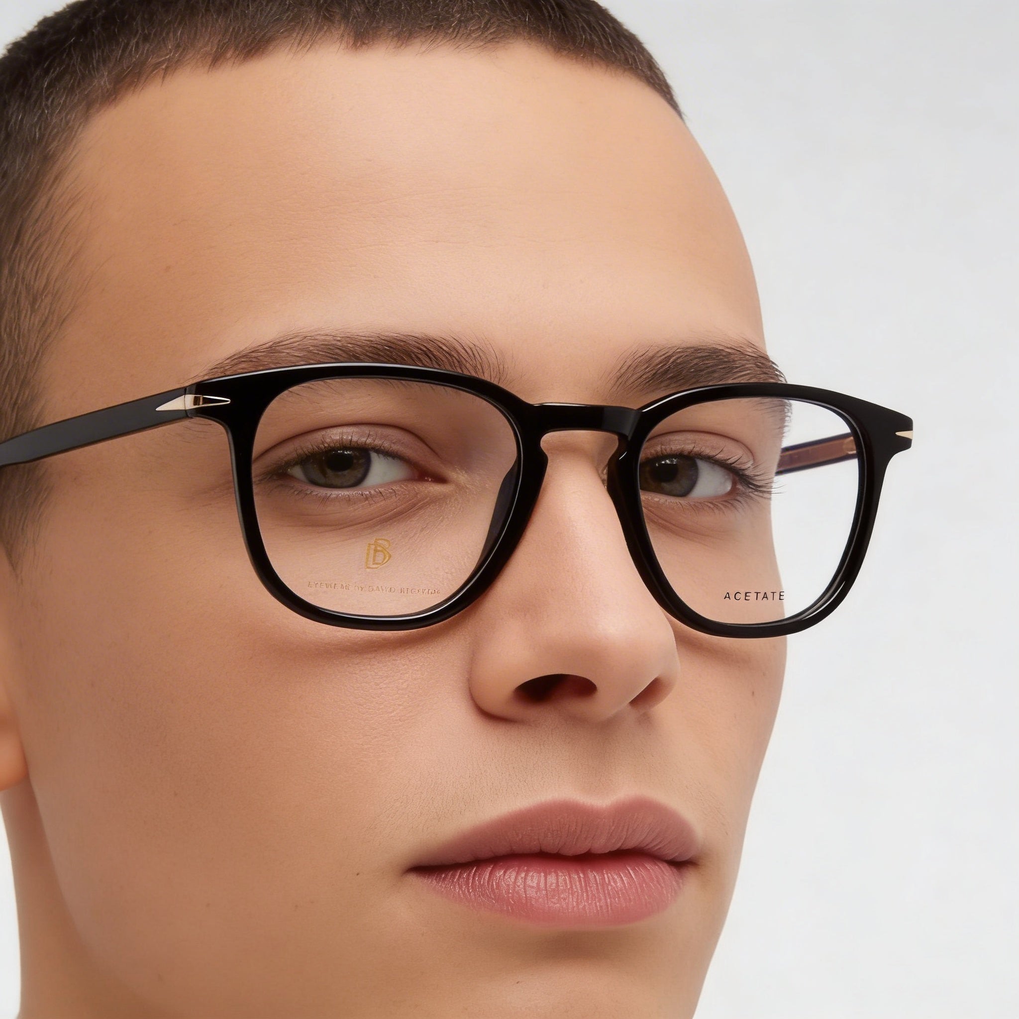 Gafas de sol David Beckham DB 1050 unisex de estilo moderno con montura de acetato negro y lentes de policarbonato negro de 49 mm, Photo 4