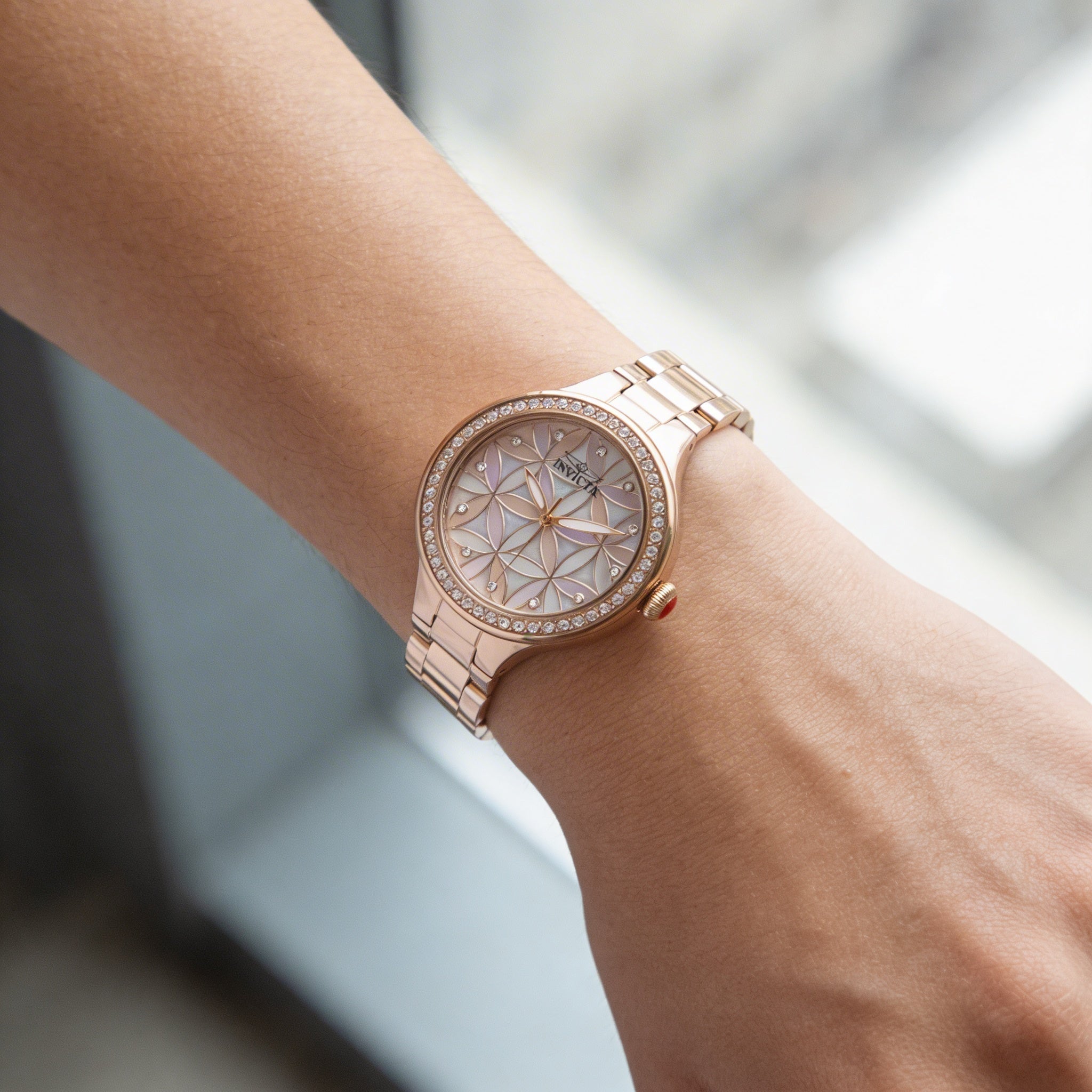 Invicta Wildflower 28824 Women's Rose Gold Stainless Steel Pink Dial Diamond Accents Quartz 100M Watch 34mm, Photo 2