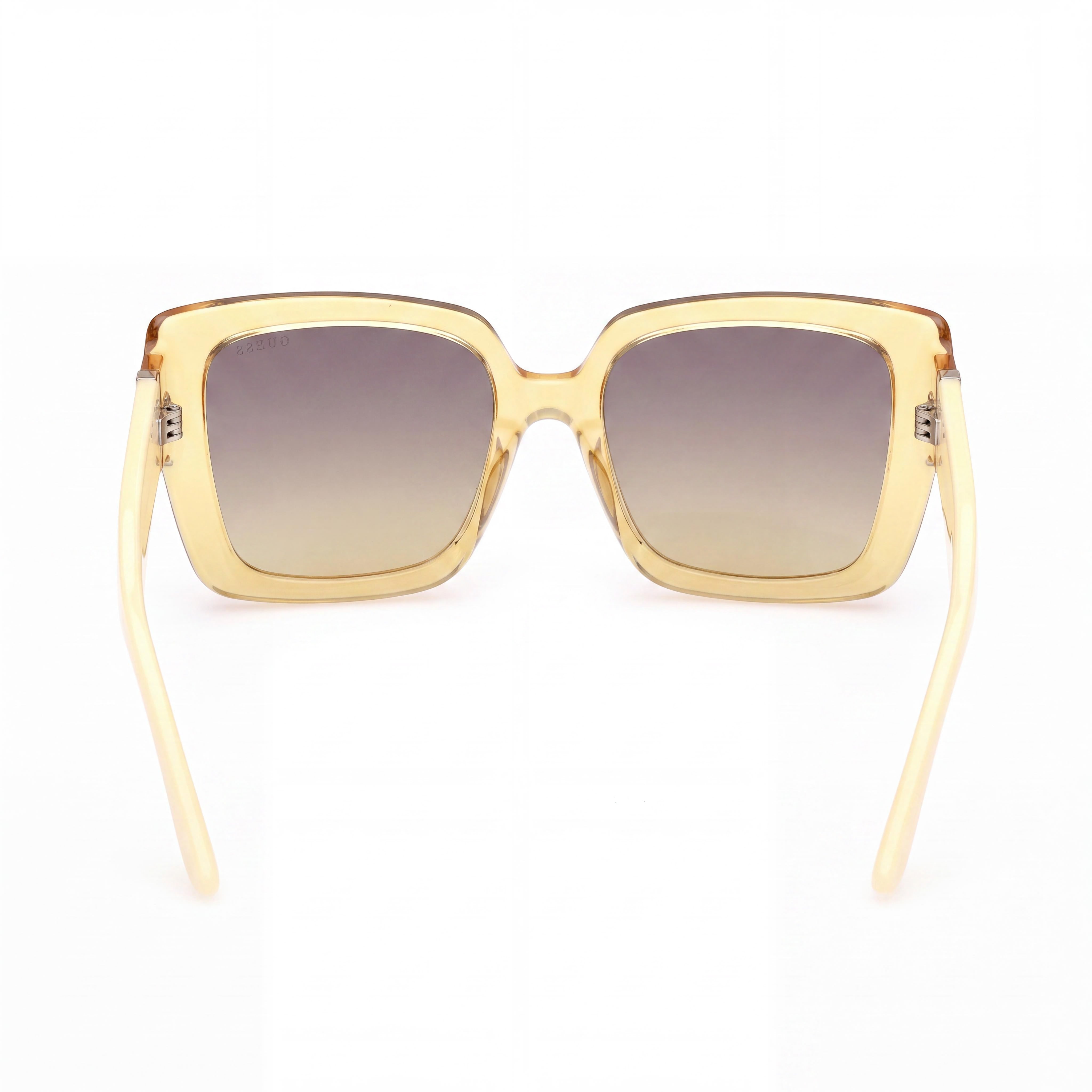GUESS Gafas de sol contemporáneas para mujer con montura de plástico brillante amarillo claro, protección UV y degradado ahumado de 53 mm, Photo 4