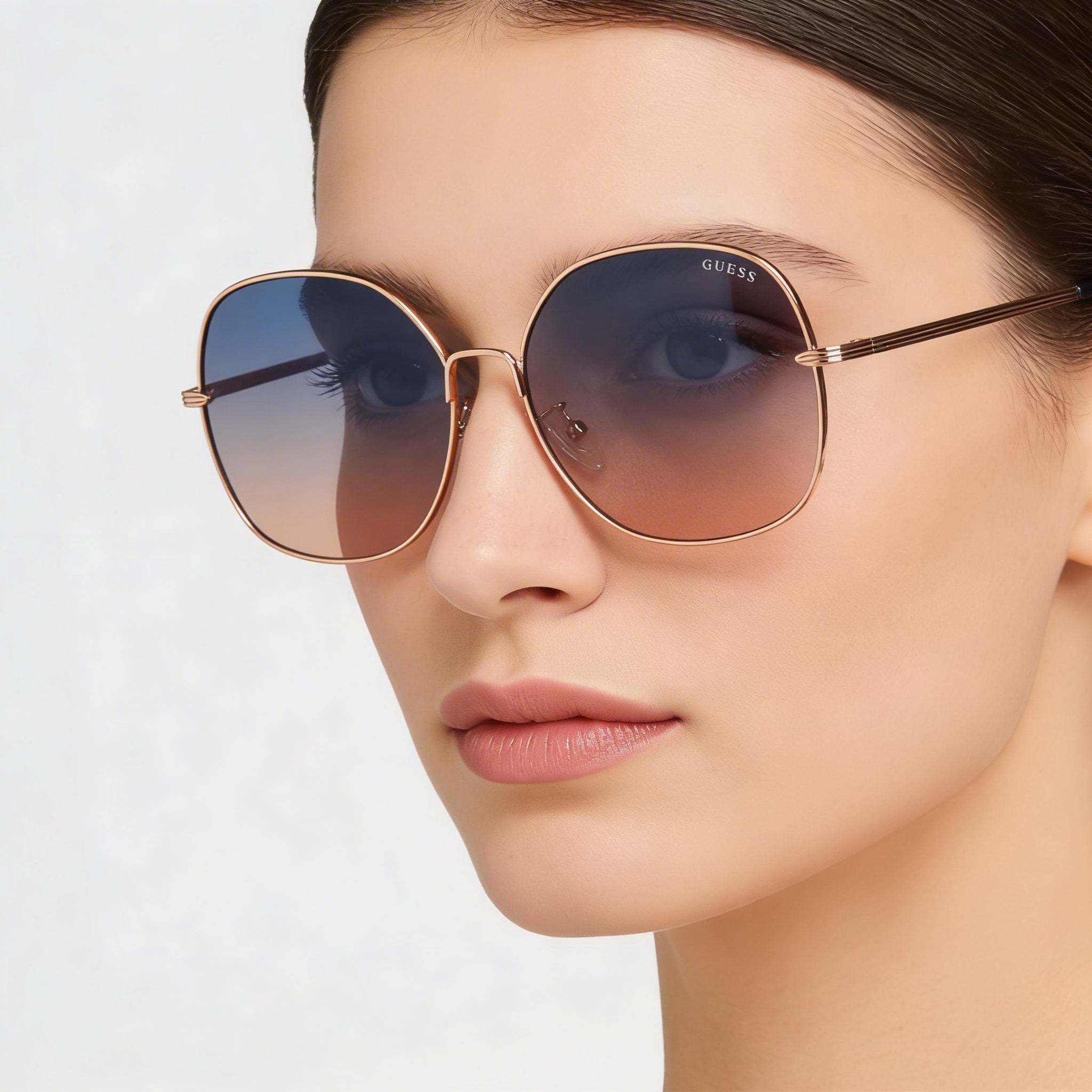 Gafas de sol Guess GF0385 para mujer, montura de plástico en oro rosa/degradado azul, lentes degradadas azules, protección UV, Photo 5