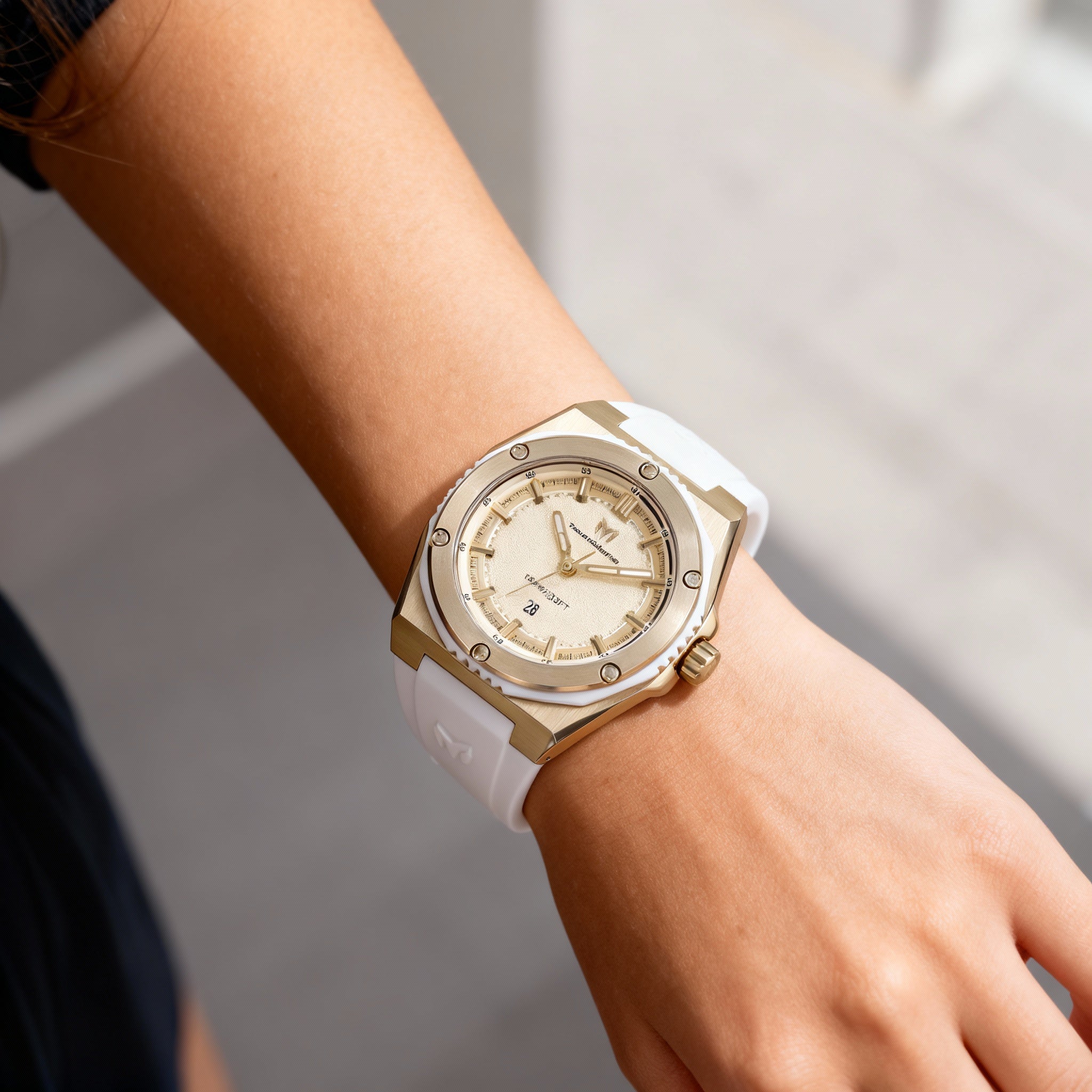 TechnoMarine CORAL Legacy TM-416080 Women's Quartz Gold Dial 36mm Silicone Strap 10 ATM Water Resistant Watch, Photo 3