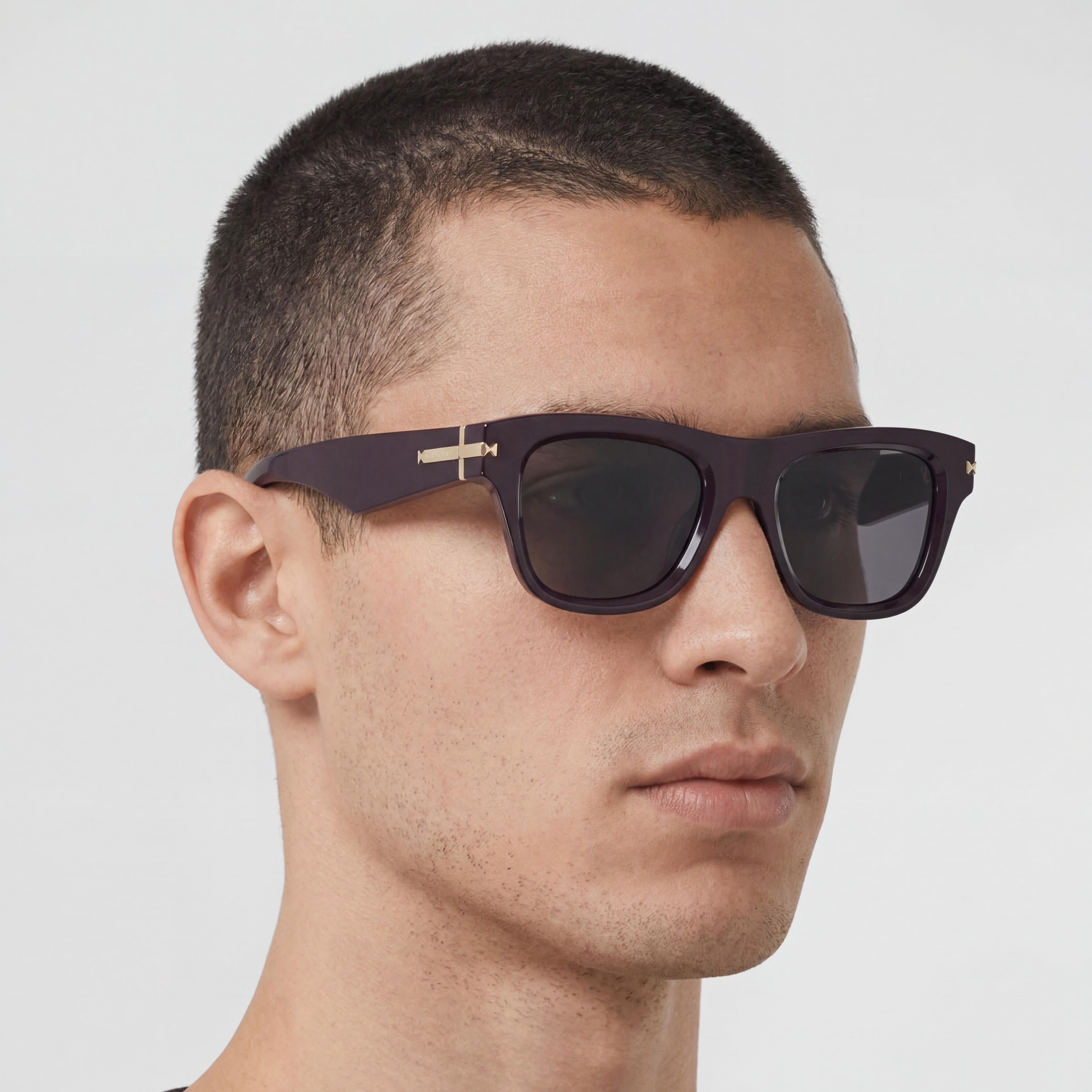 BURBERRY Classic Men's Metal Red Dark Grey Frame Dark Grey Polarized UV Protection Sunglasses 53mm, Photo 5