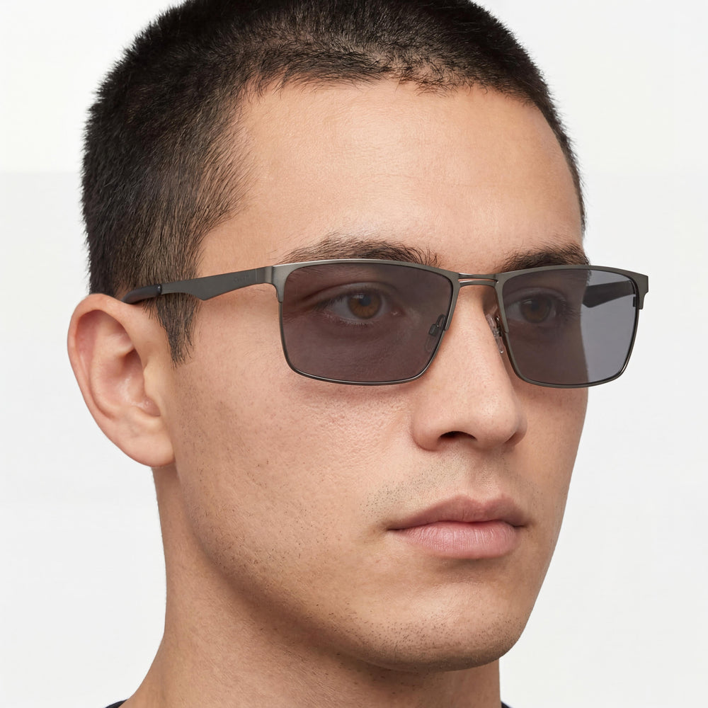 Gafas Chesterfield Classic unisex con montura metálica en Cam9 con lentes de policarbonato grises, tamaño 62-17-150