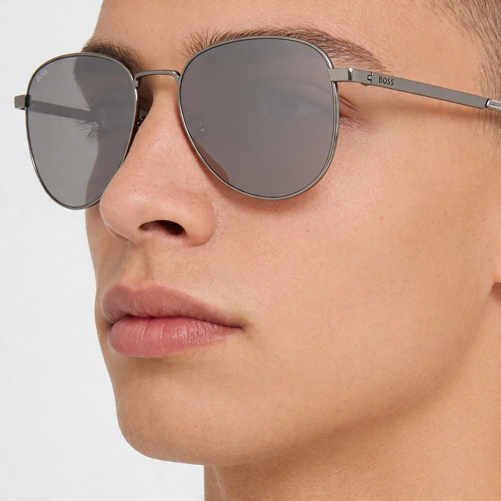Hugo Boss Gafas de sol unisex modernas de acero inoxidable con espejo plateado, rutenio y sin polarizar con protección UV 57-18-145 mm, Photo 4