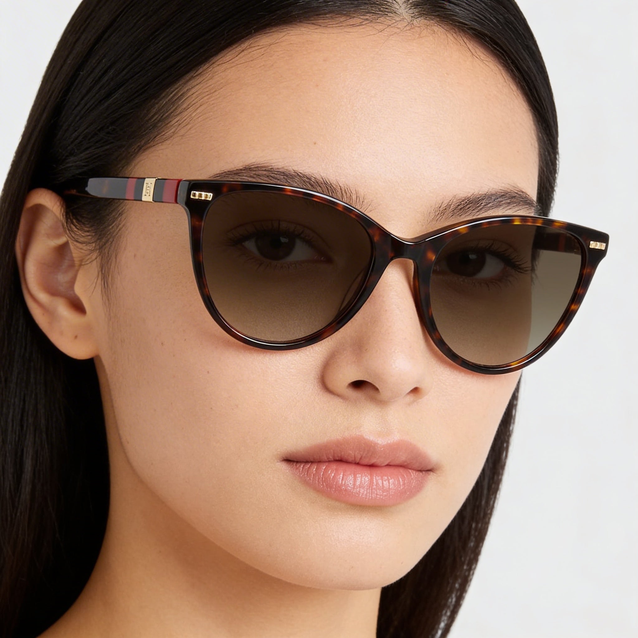 Gafas de sol Carolina Herrera HER 0107/S para mujer, diseño ojo de gato, de acetato con montura en rojo habana, lentes marrones degradadas de 57mm, Photo 4