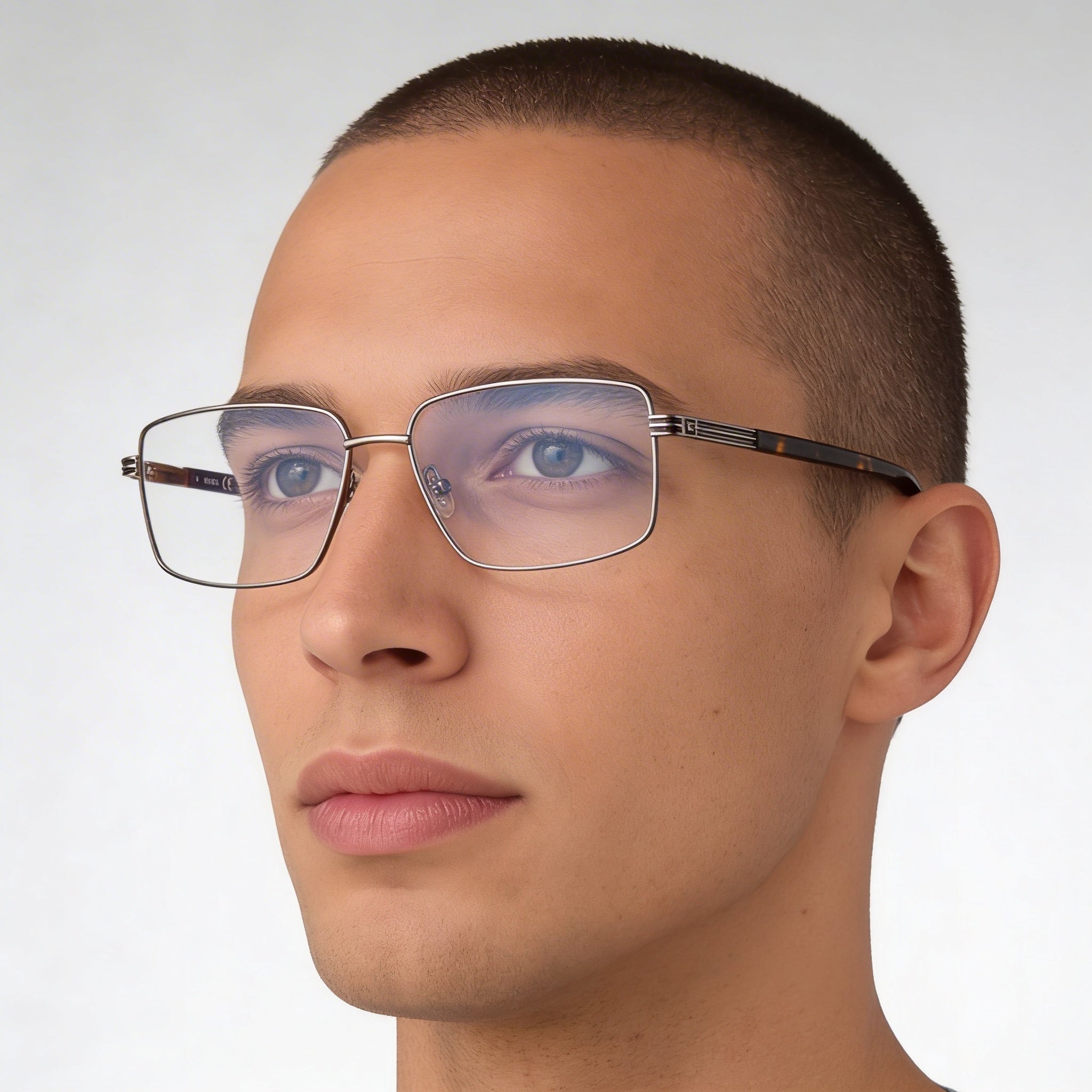 Gafas de sol Guess GU50061 para hombre, estilo casual, con montura metálica mate y lentes de policarbonato de 54 mm., Photo 4
