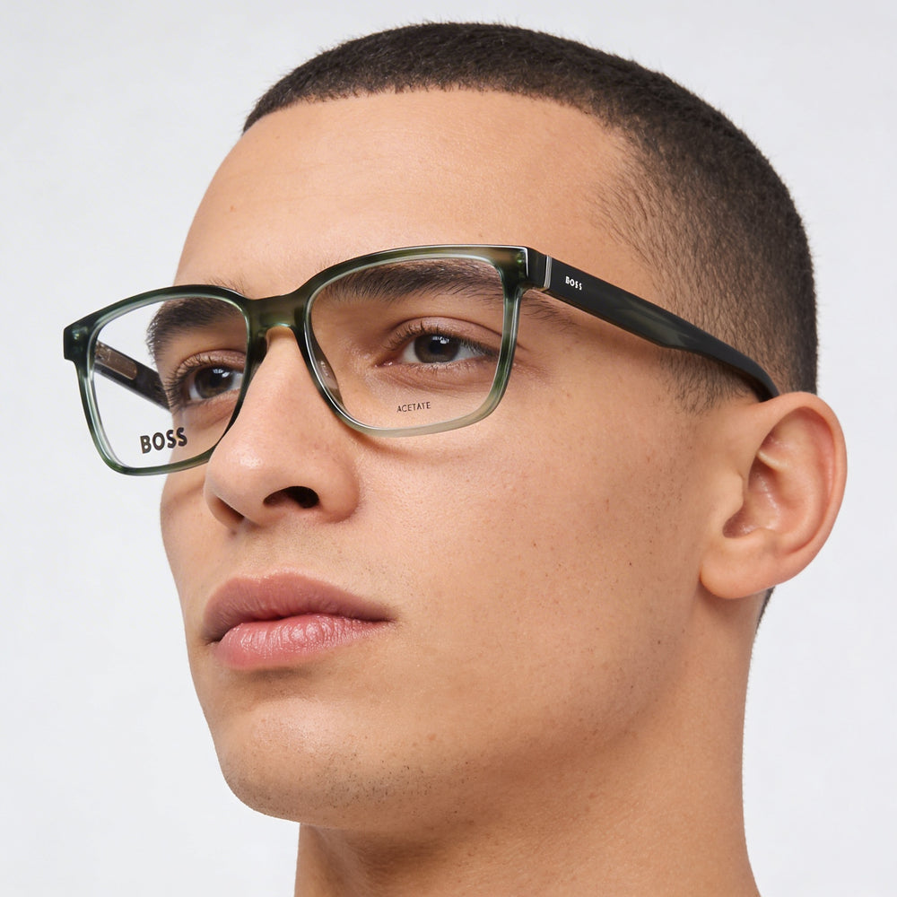 Gafas de sol modernas Hugo Boss para hombre con montura de acetato en color verde cuerno y lentes de policarbonato, tamaño 57 mm