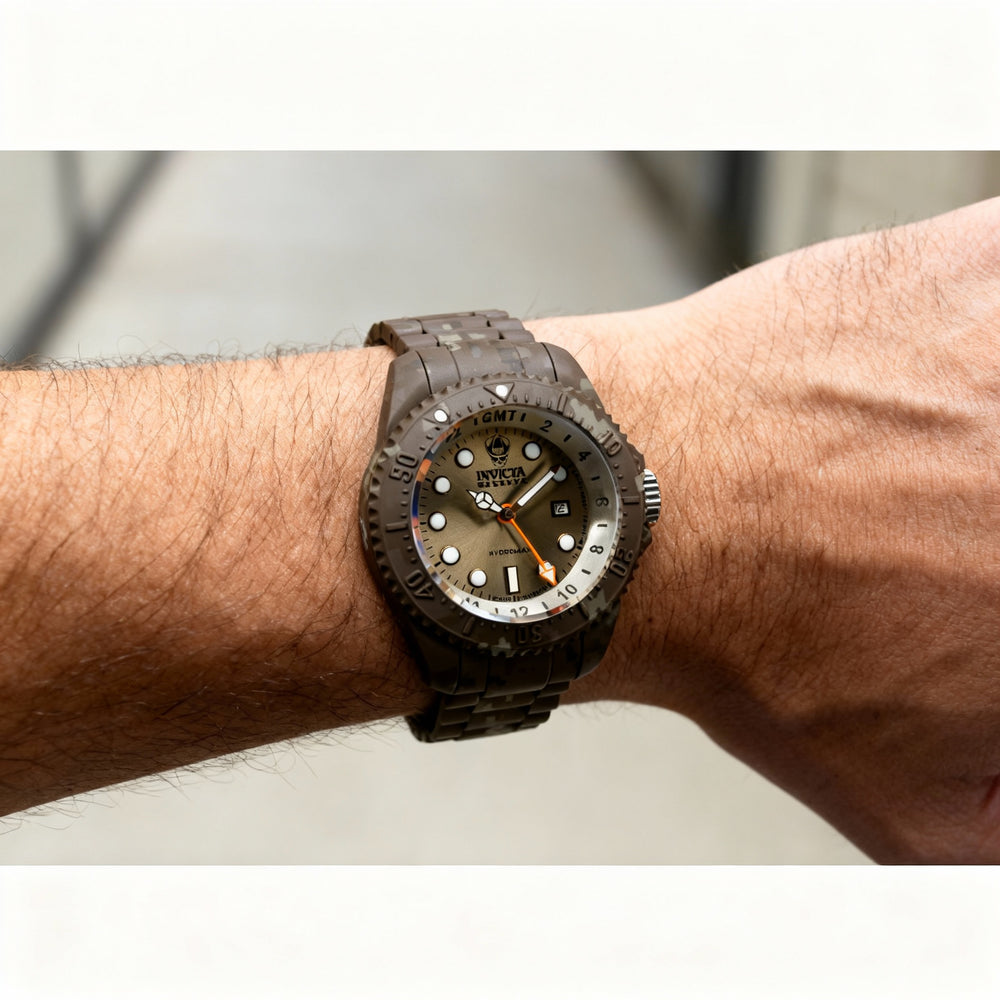 Reloj Invicta Classic Aqua Plating de acero inoxidable para hombre, resistente al agua hasta 1000 m, cristal de zafiro, 52 mm