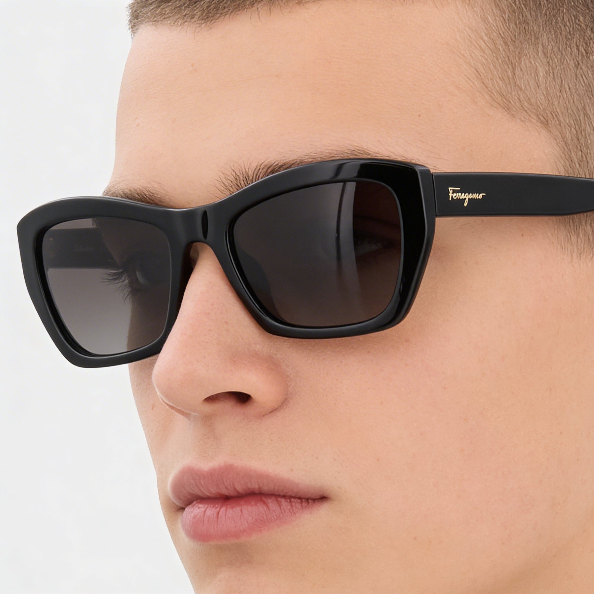 Salvatore Ferragamo SF958S Unisex Rectangular Black Plastic Frame Grey Lenses 55mm 100% UV Sunglasses, Photo 3