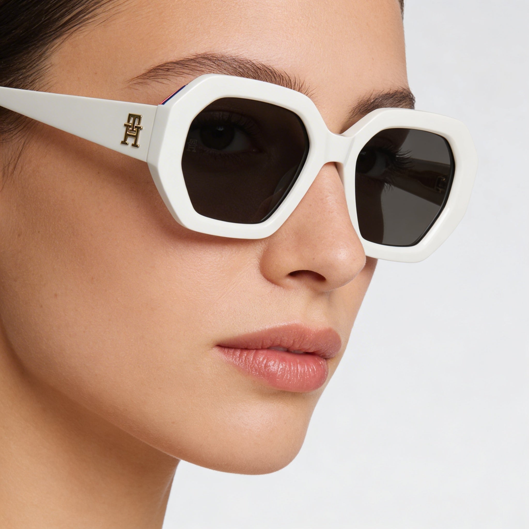 Tommy Hilfiger Casual. Gafas de sol de acetato marfil para mujer con lentes de policarbonato, 100 % protección UV, 52-20-140 mm., Photo 5
