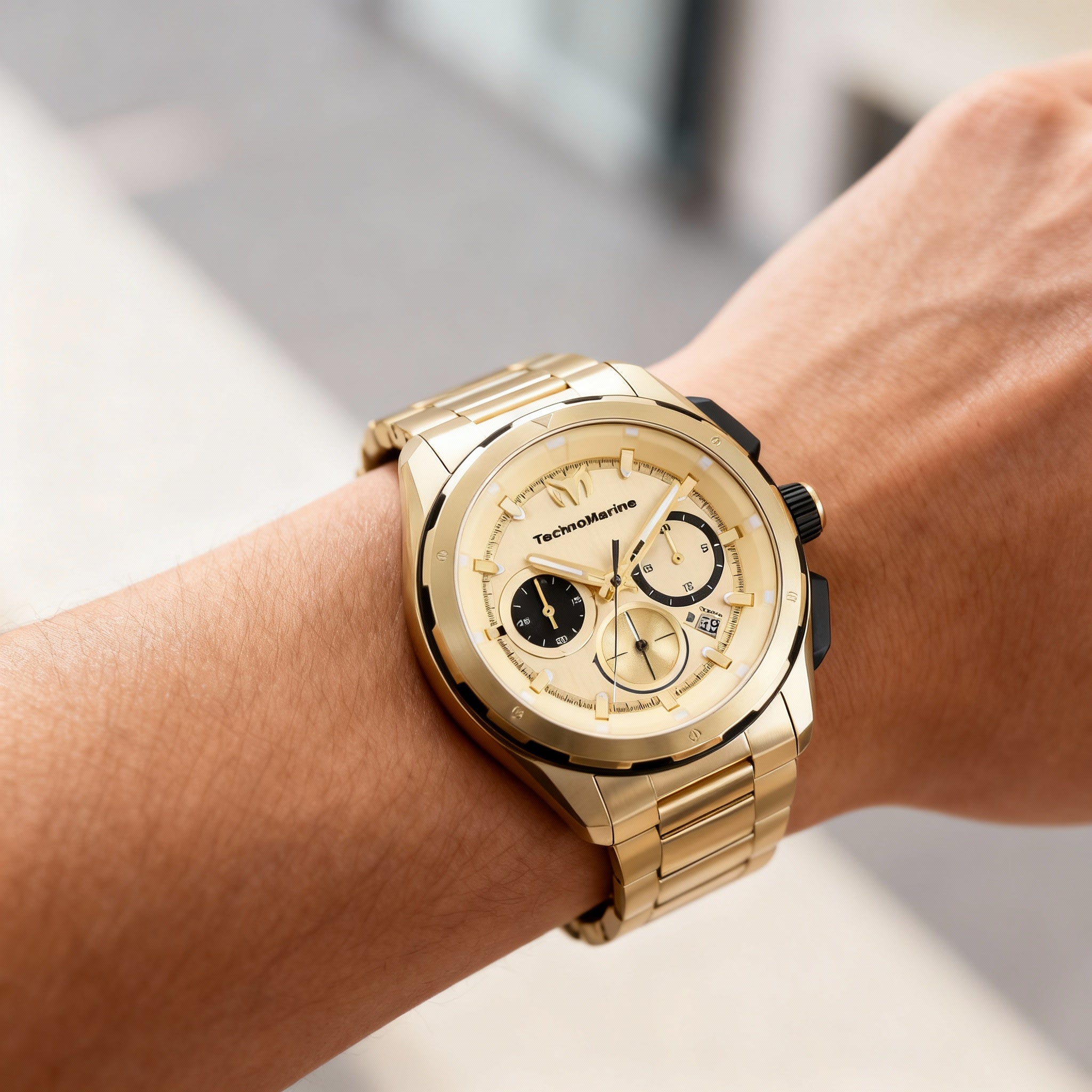 TechnoMarine OCEAN - NOMAD TM-318094 Unisex Gold Dial Stainless Steel Chronograph Quartz 43mm Watch, Photo 4