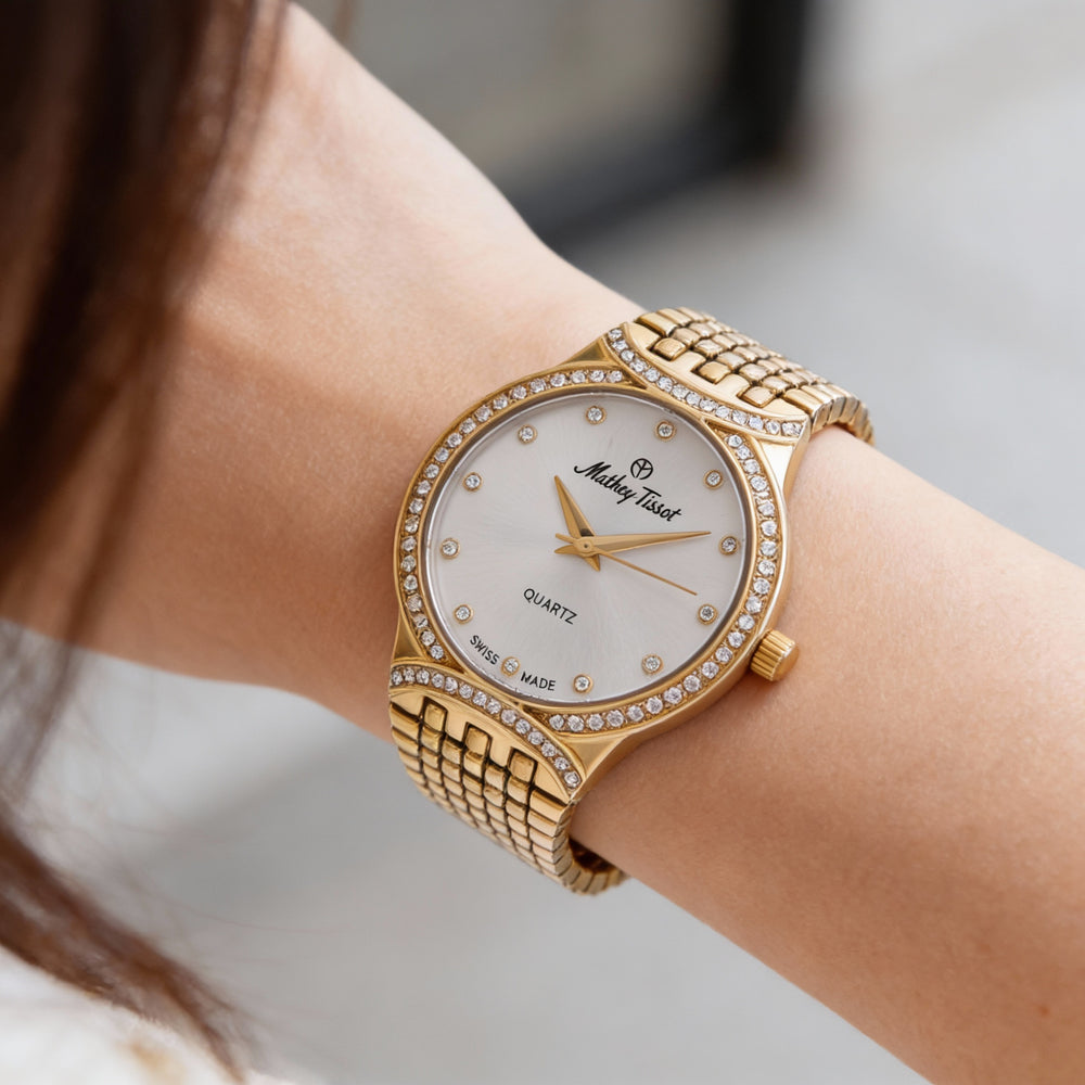 Reloj Mathey-Tissot para mujer con movimiento de cuarzo, esfera dorada y cristal de zafiro, resistente al agua hasta 50 m.