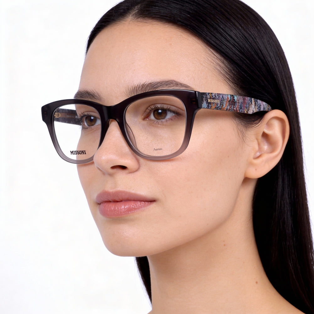 Gafas Missoni Modern para mujer con montura de acetato gris y lentes de policarbonato no polarizadas de 50 mm de ancho.